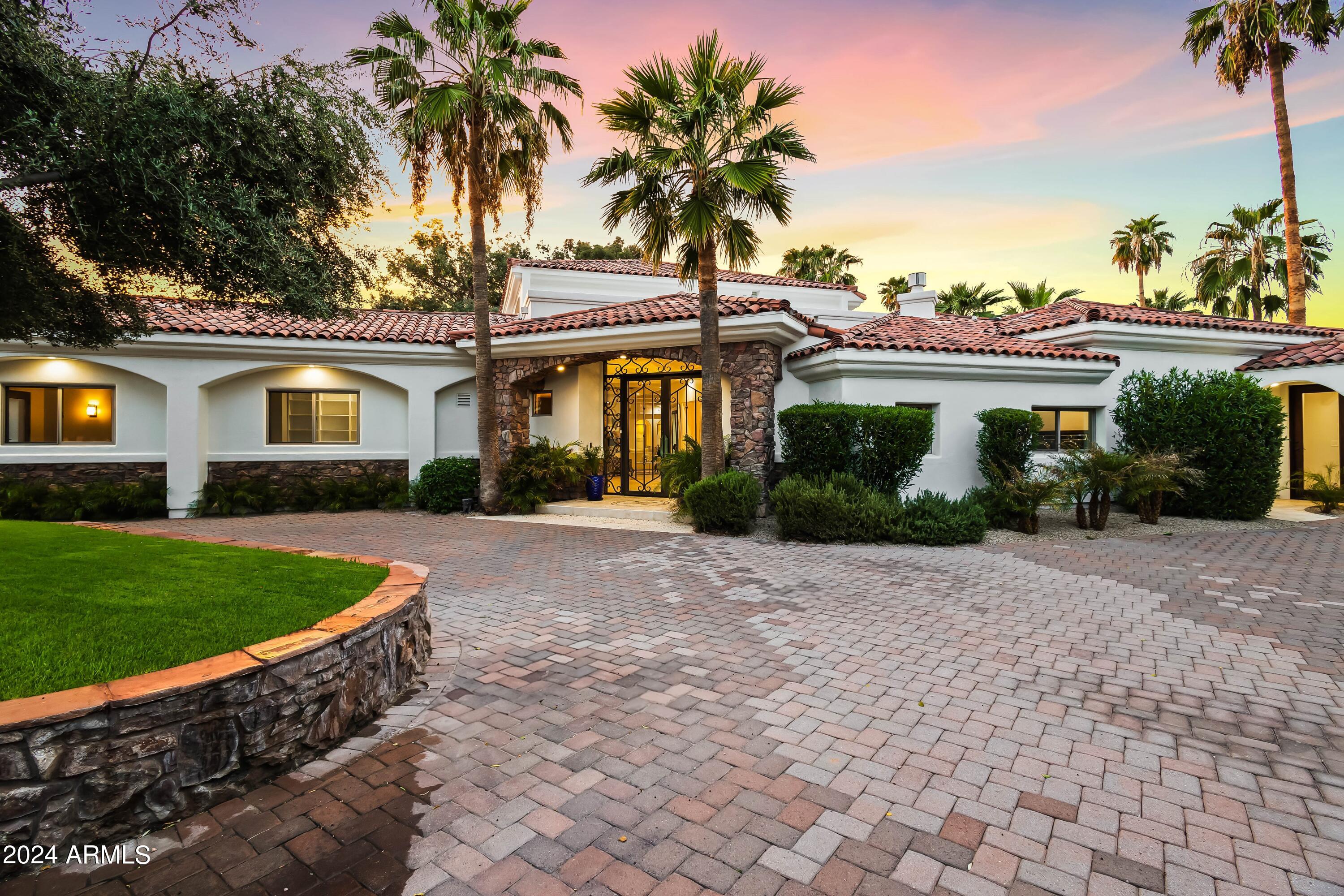 Paradise Valley - Residential