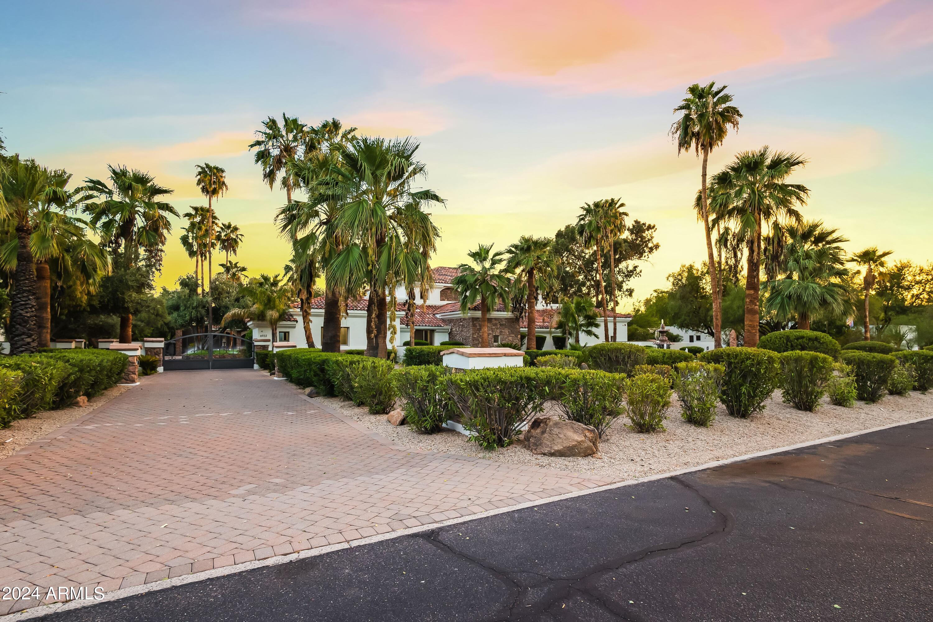 Paradise Valley - Residential