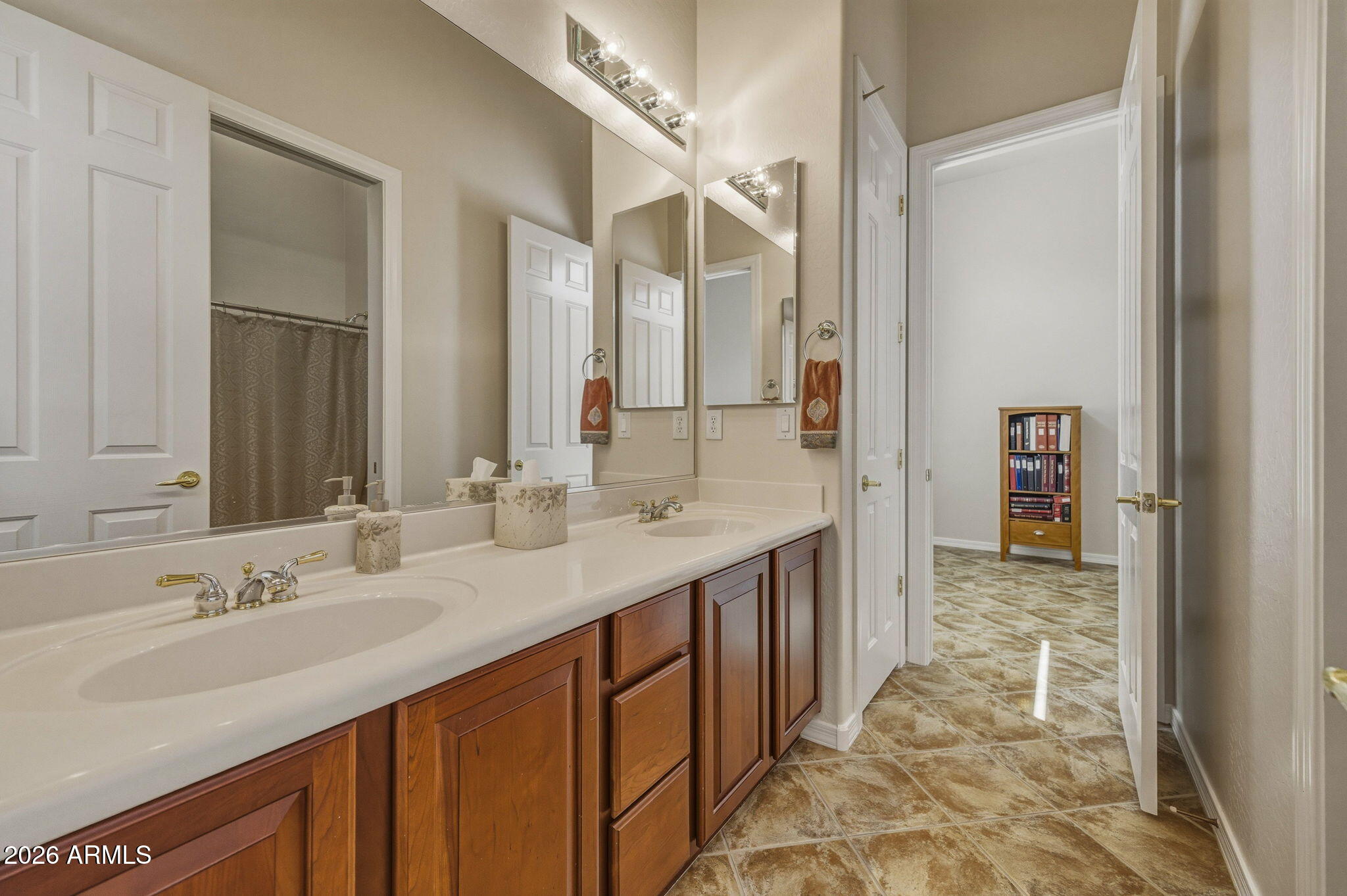ANTHEM UNIT 28 - Residential