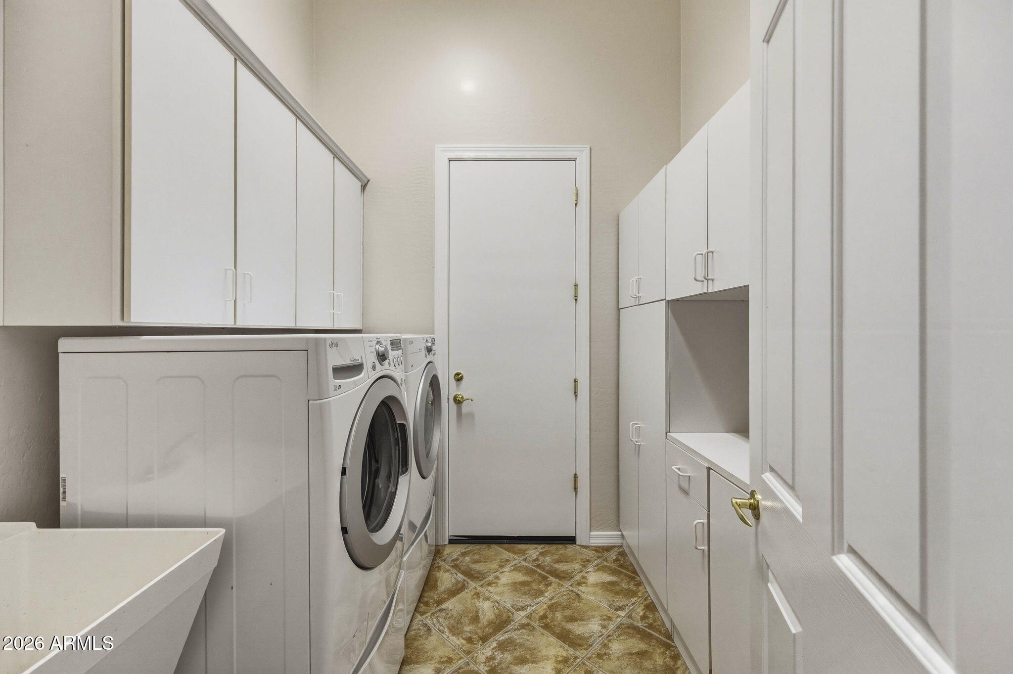 ANTHEM UNIT 28 - Residential