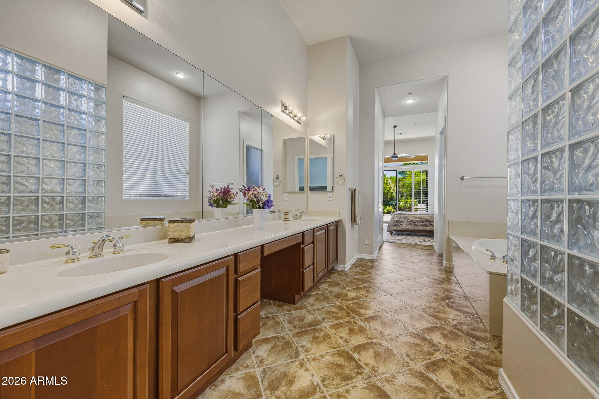 ANTHEM UNIT 28 - Residential