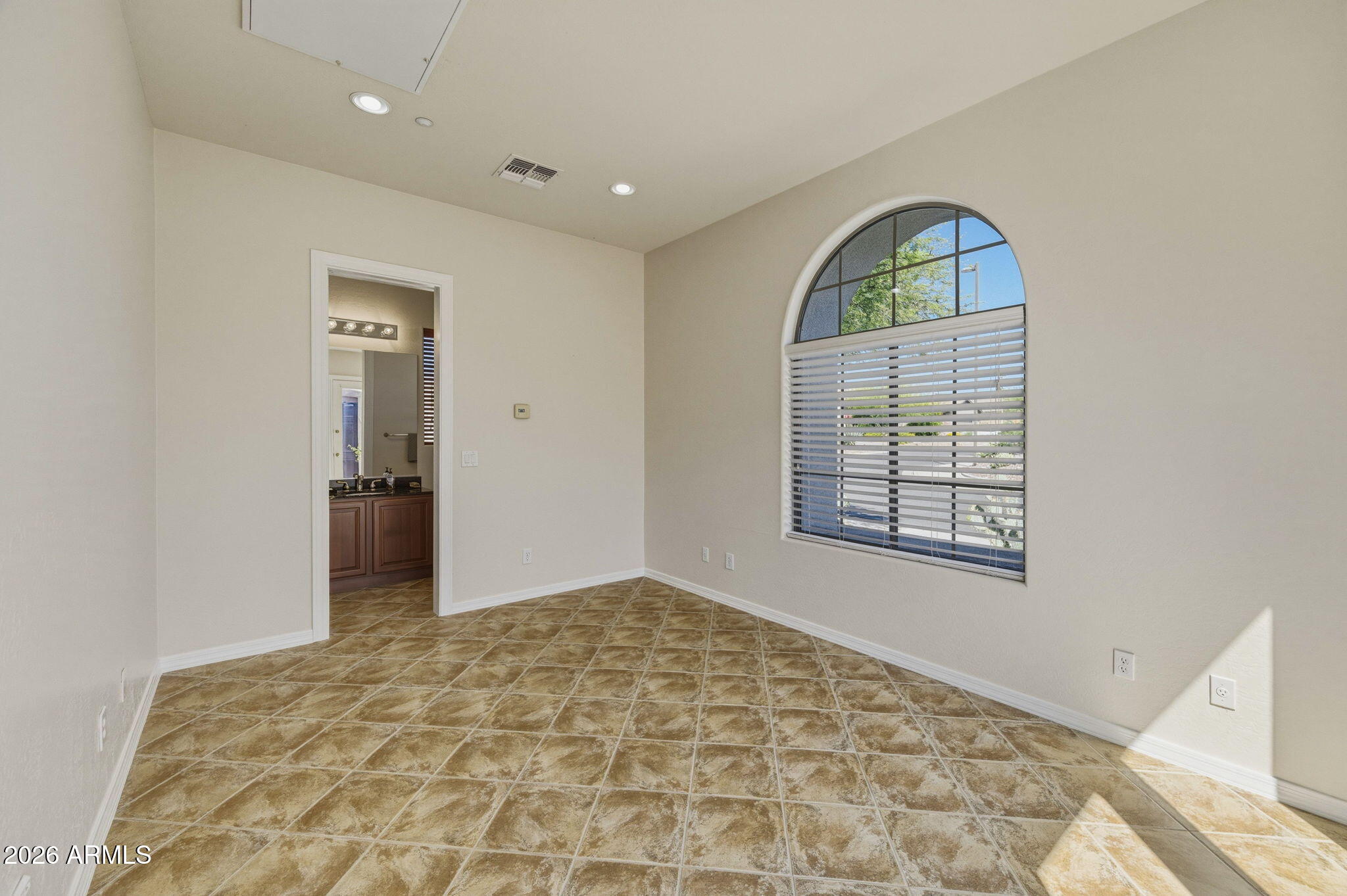 ANTHEM UNIT 28 - Residential