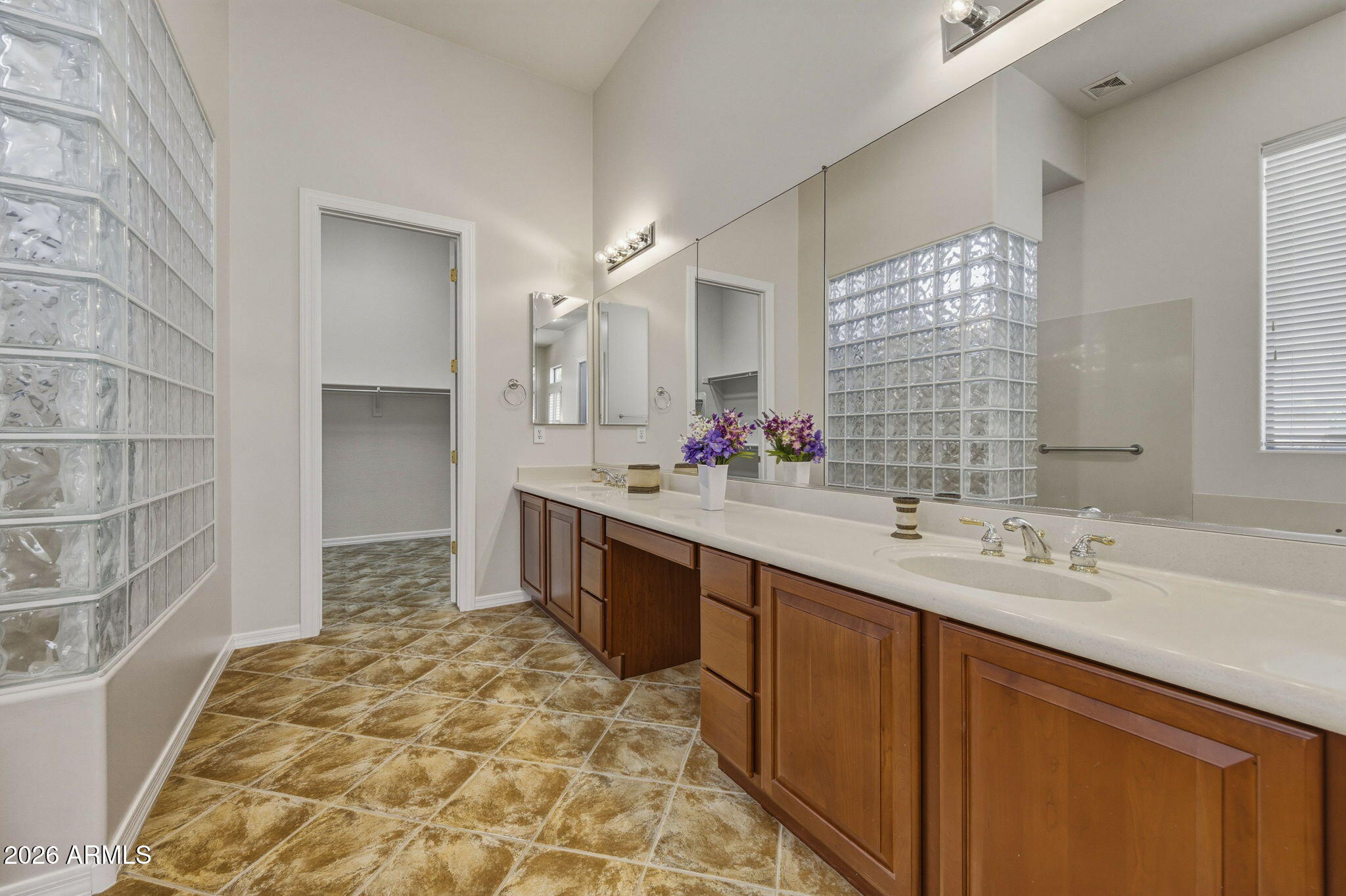 ANTHEM UNIT 28 - Residential