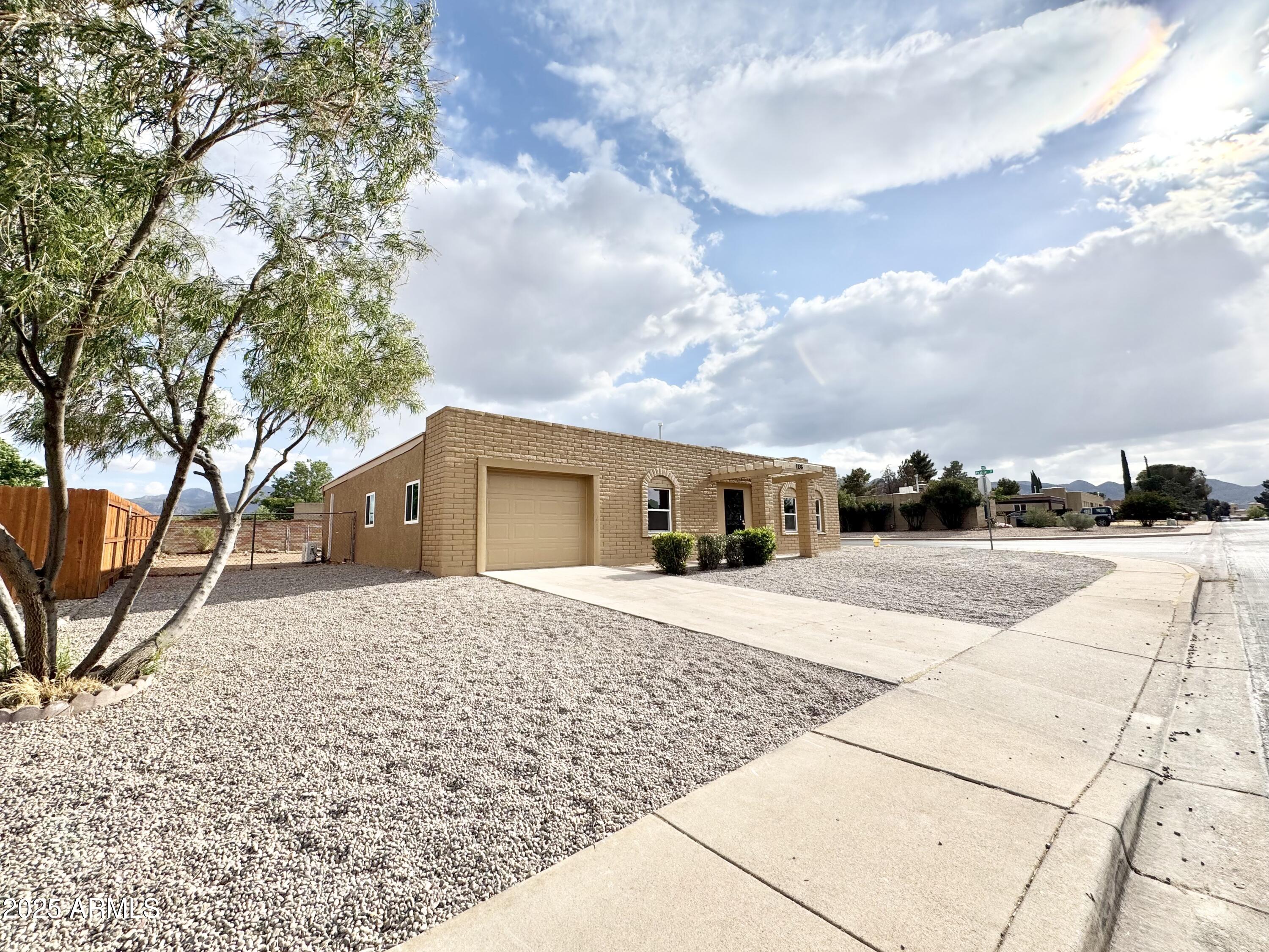 THE MEADOWS - Residential