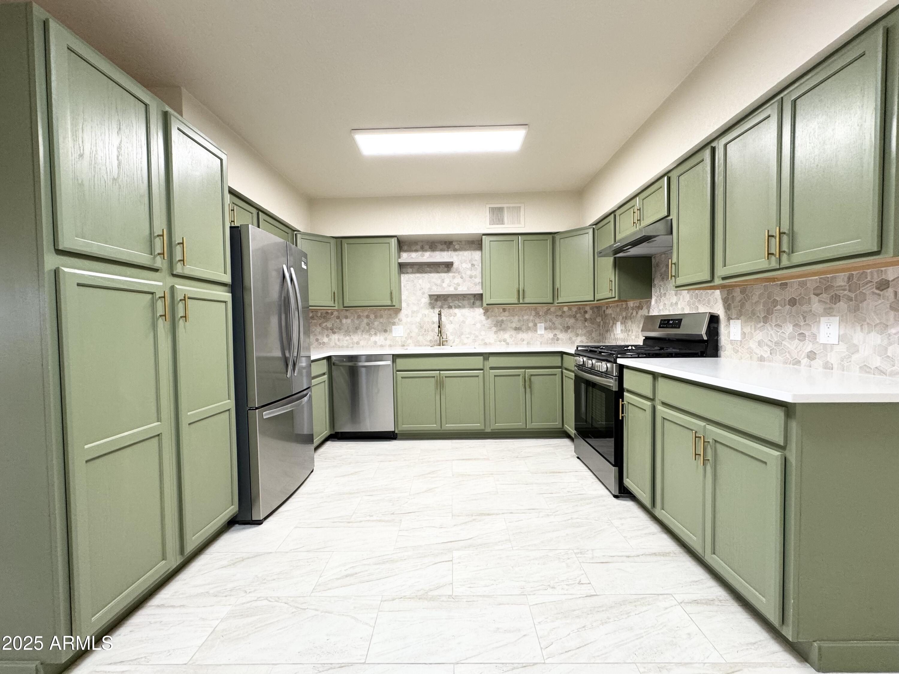 THE MEADOWS - Residential