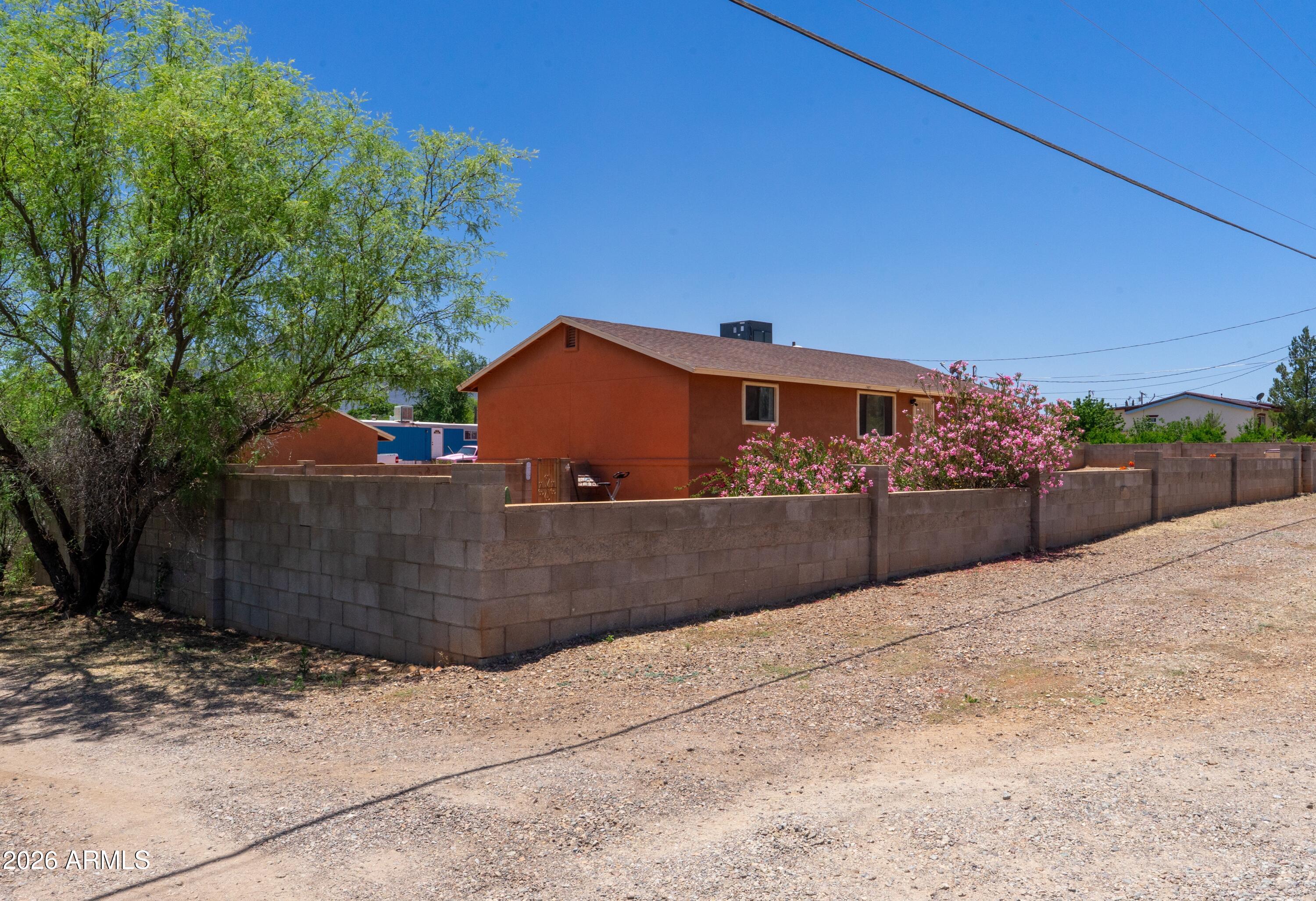 Naco - County - Residential