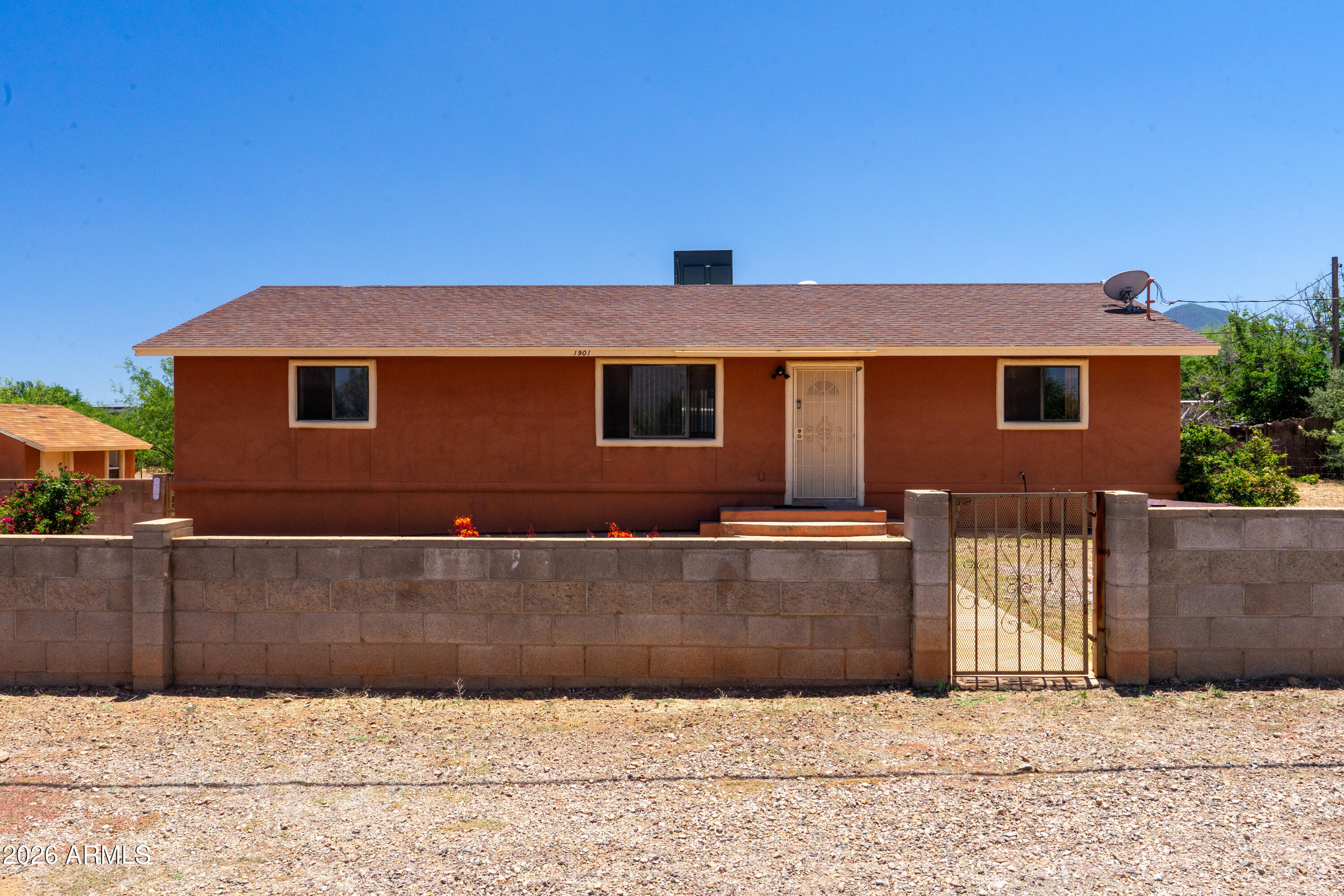 Naco - County - Residential