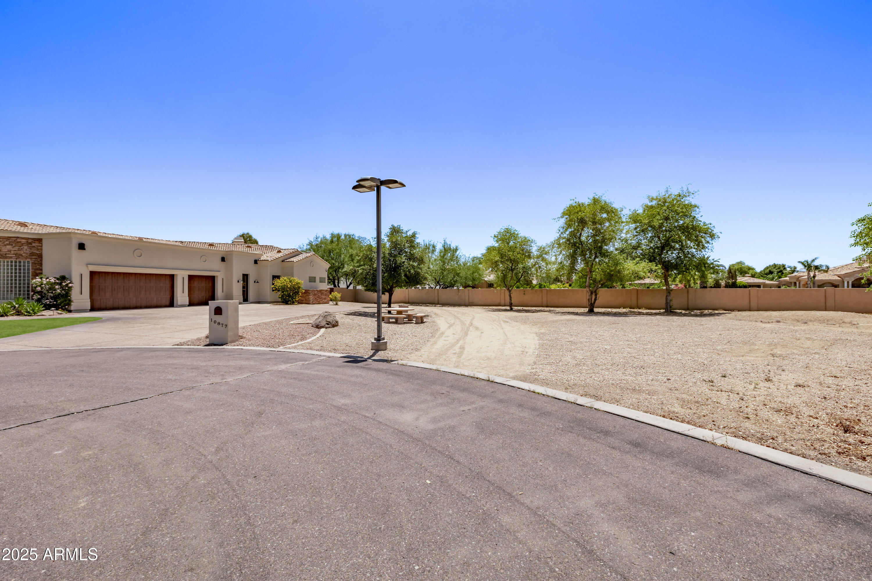CARMICHAEL COURT - Residential