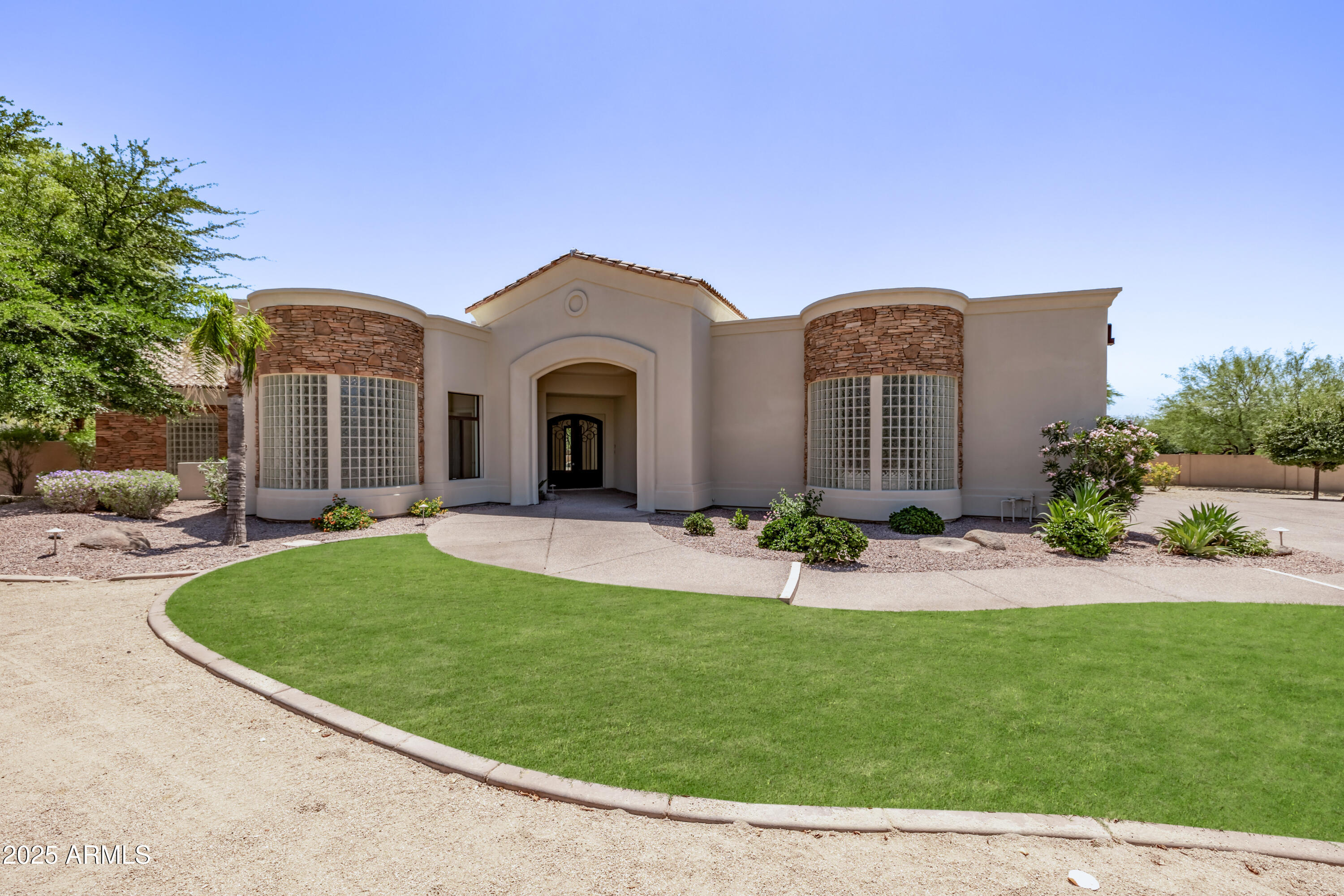 CARMICHAEL COURT - Residential
