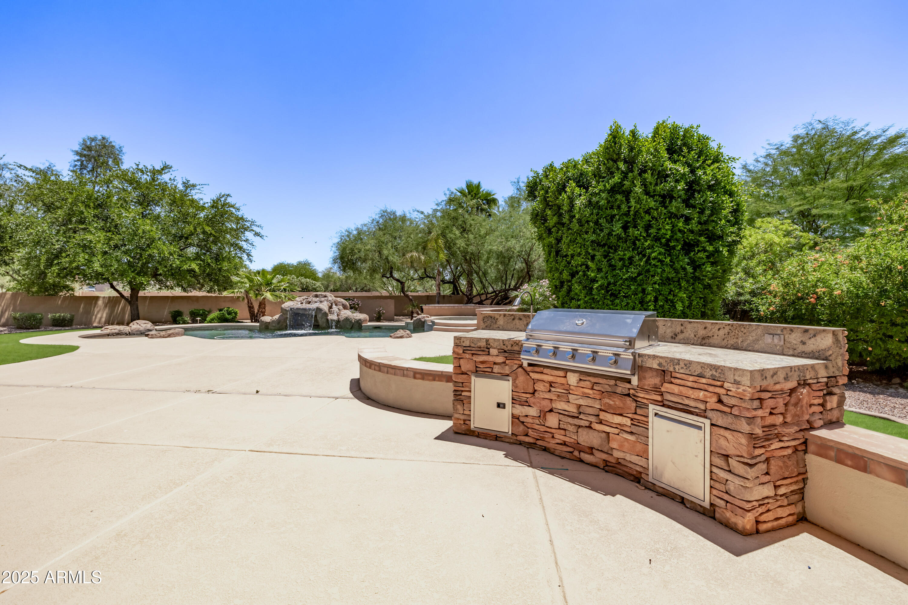 CARMICHAEL COURT - Residential