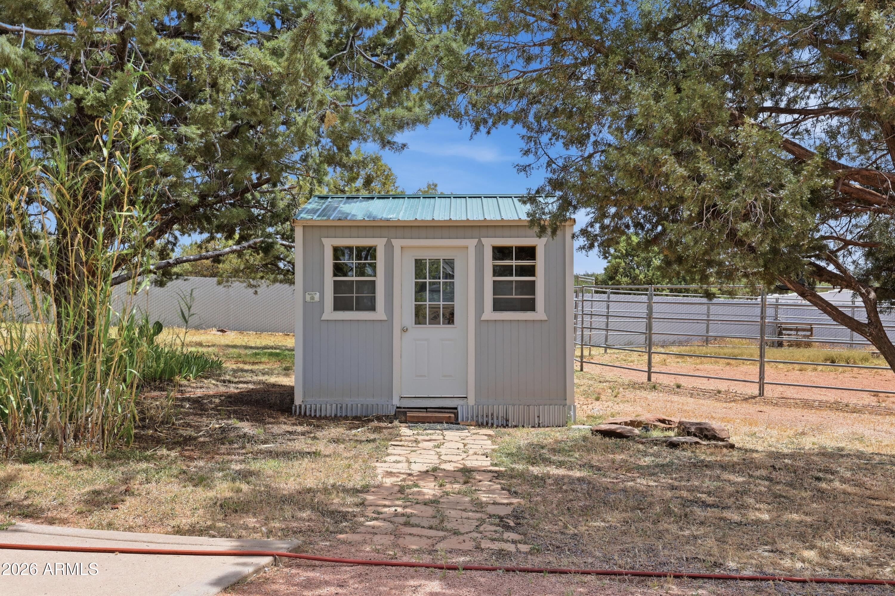 COUNTRY CLUB RANCHOS - Residential