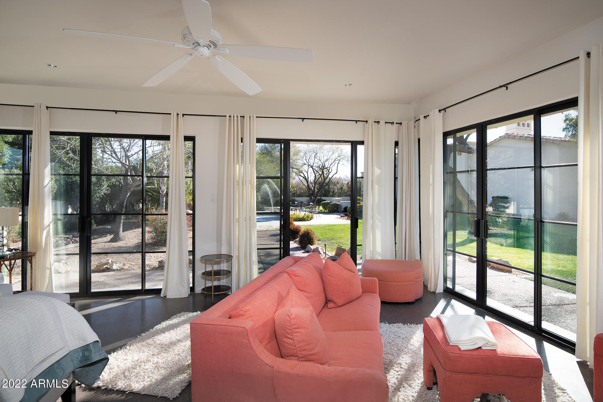 STONEVIEW - Residential