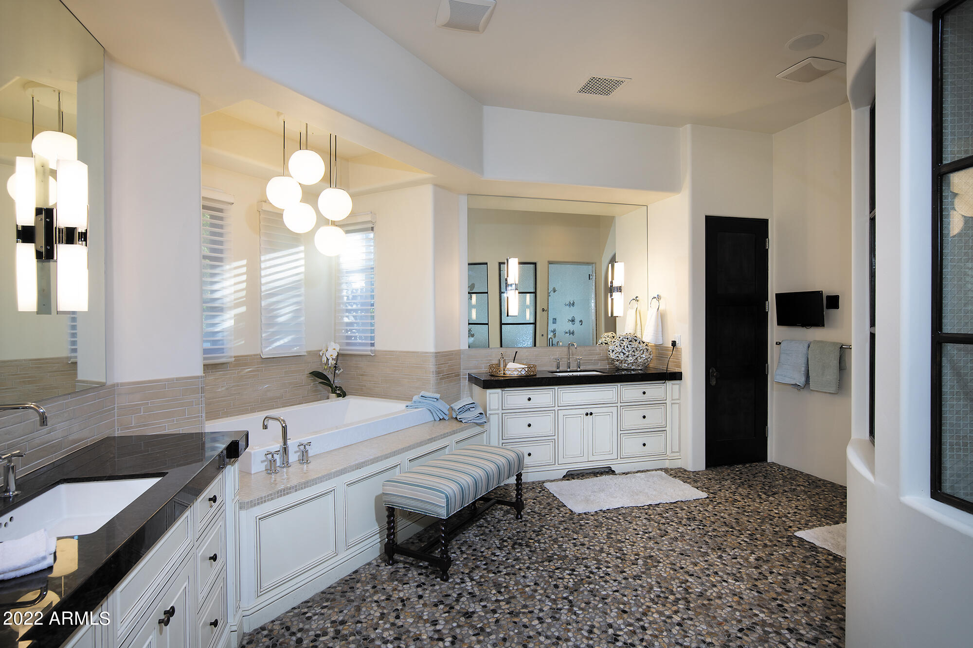 STONEVIEW - Residential