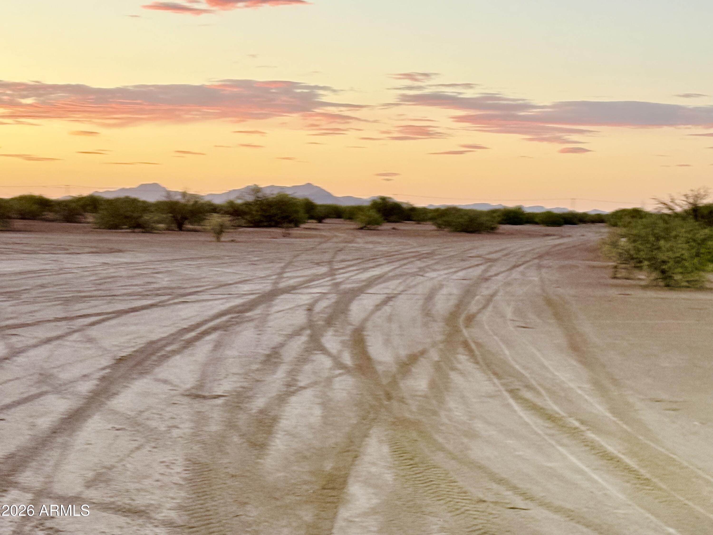 TOLTEC/ARIZONA VALLEY UNIT SEVENTEEN - Land