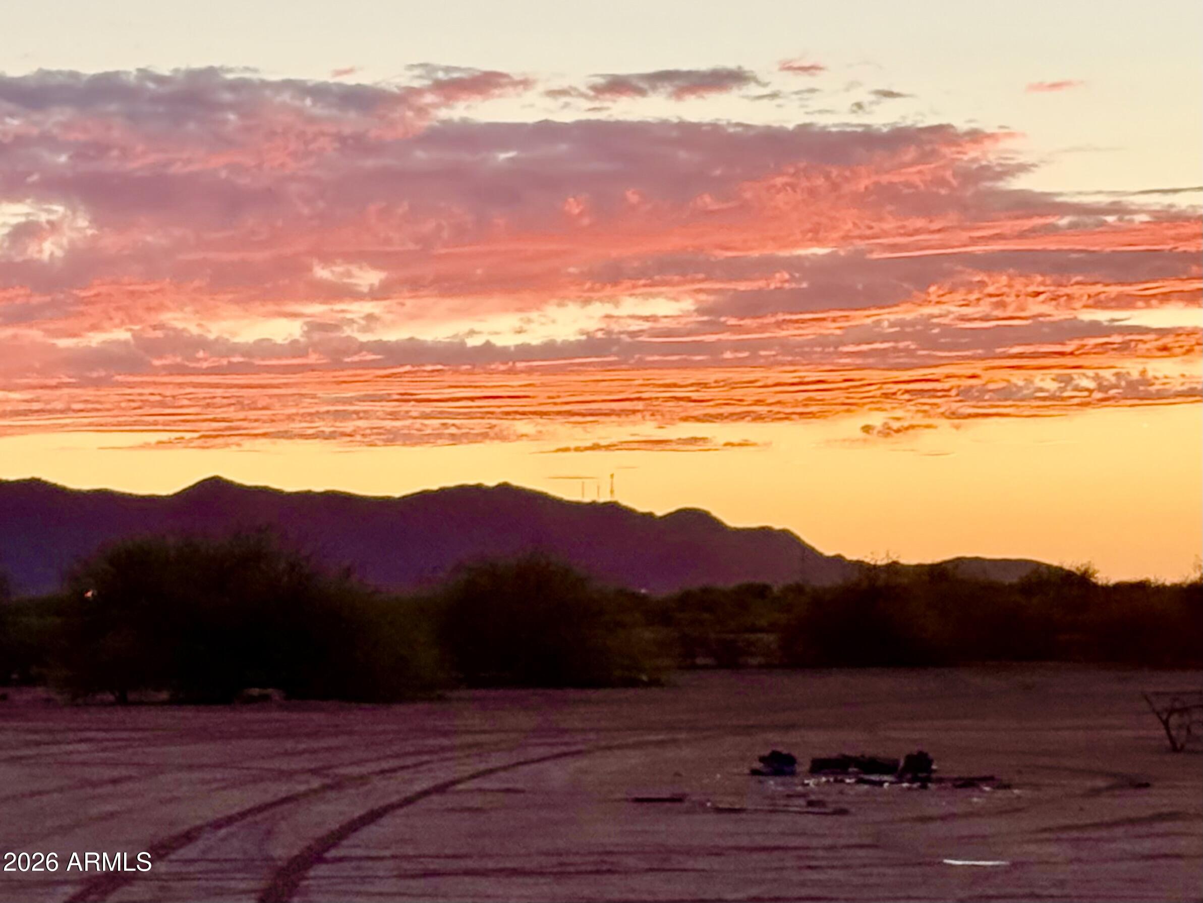 TOLTEC/ARIZONA VALLEY UNIT SEVENTEEN - Land