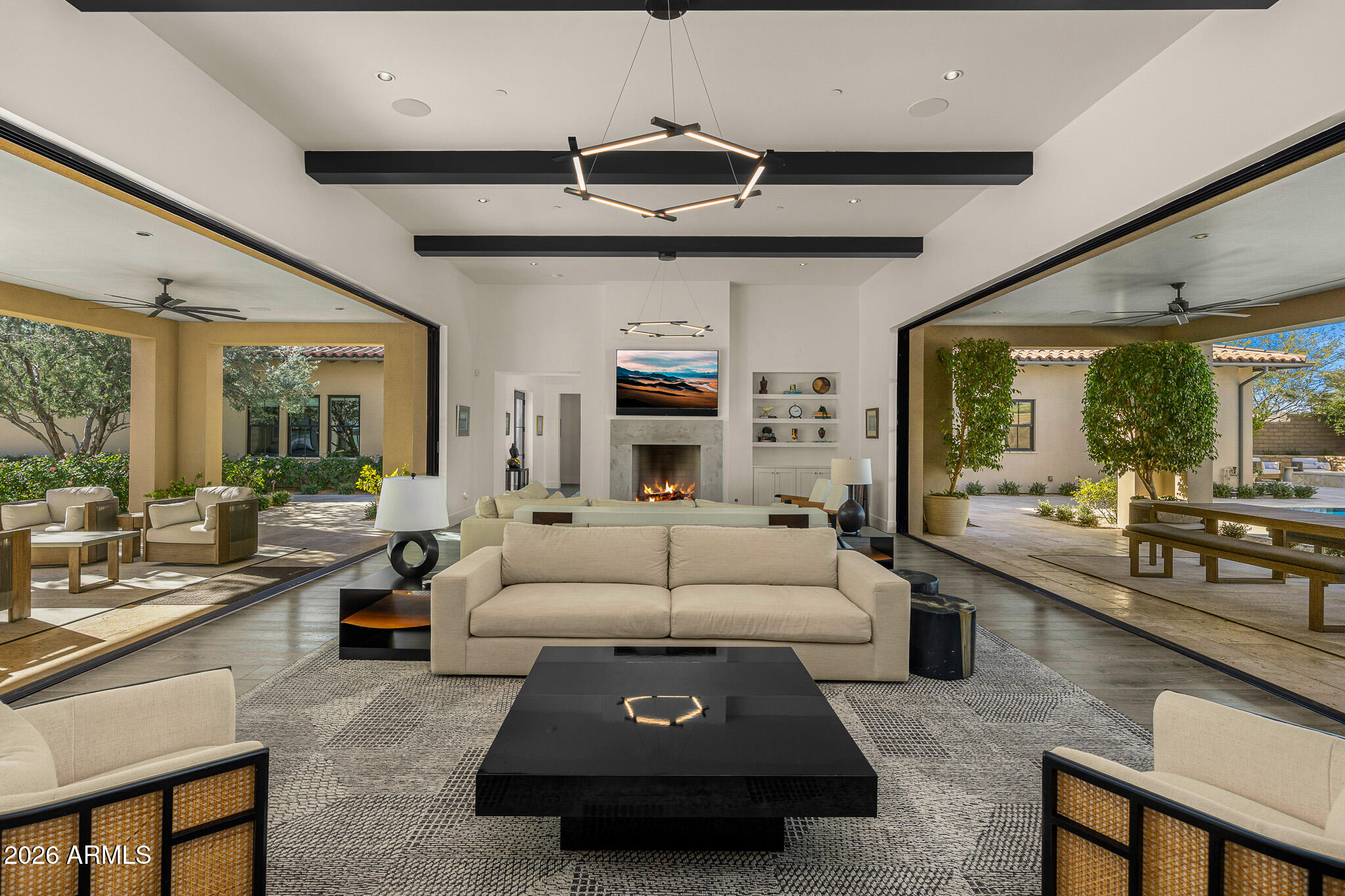 WHITE HORSE - Residential