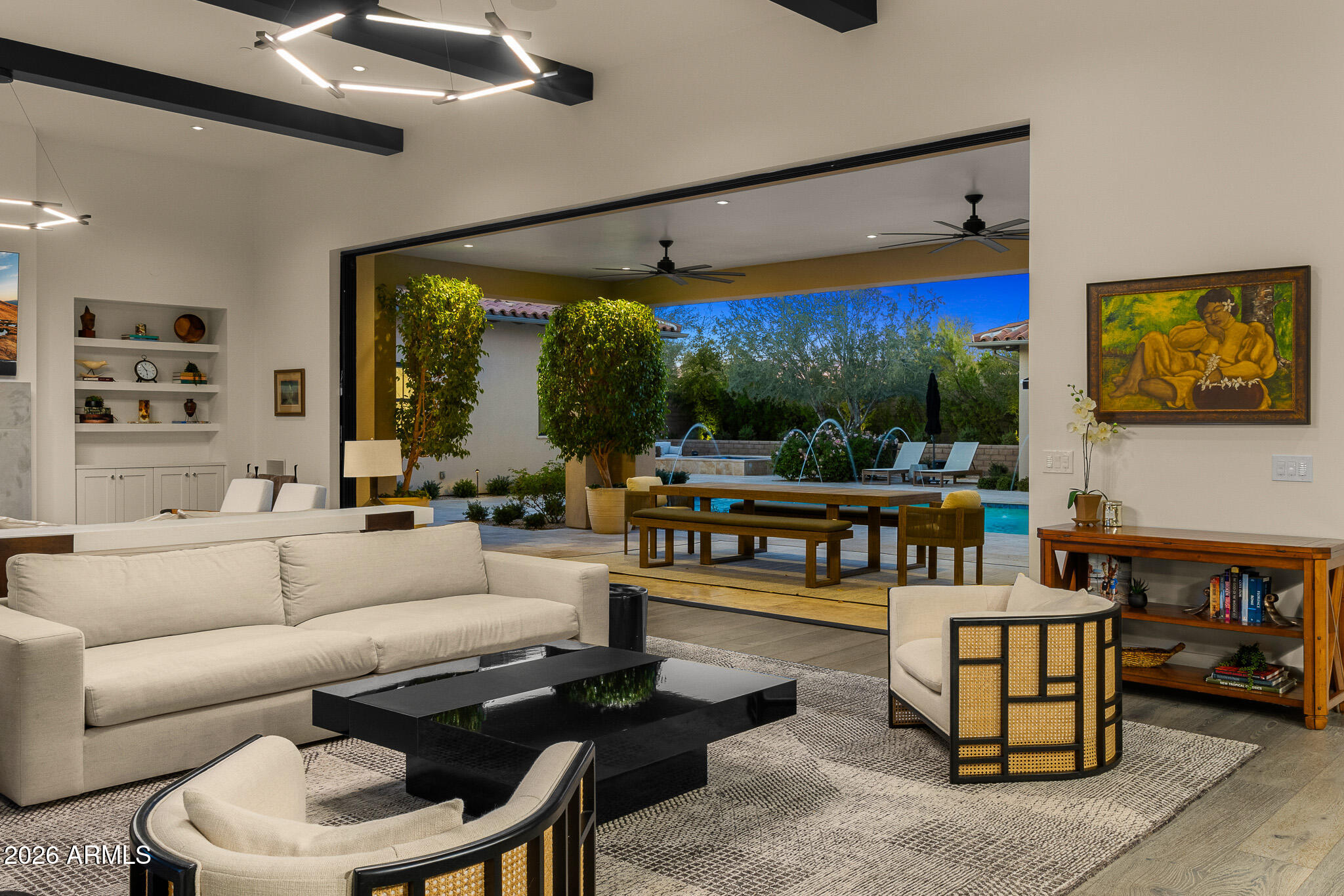 WHITE HORSE - Residential