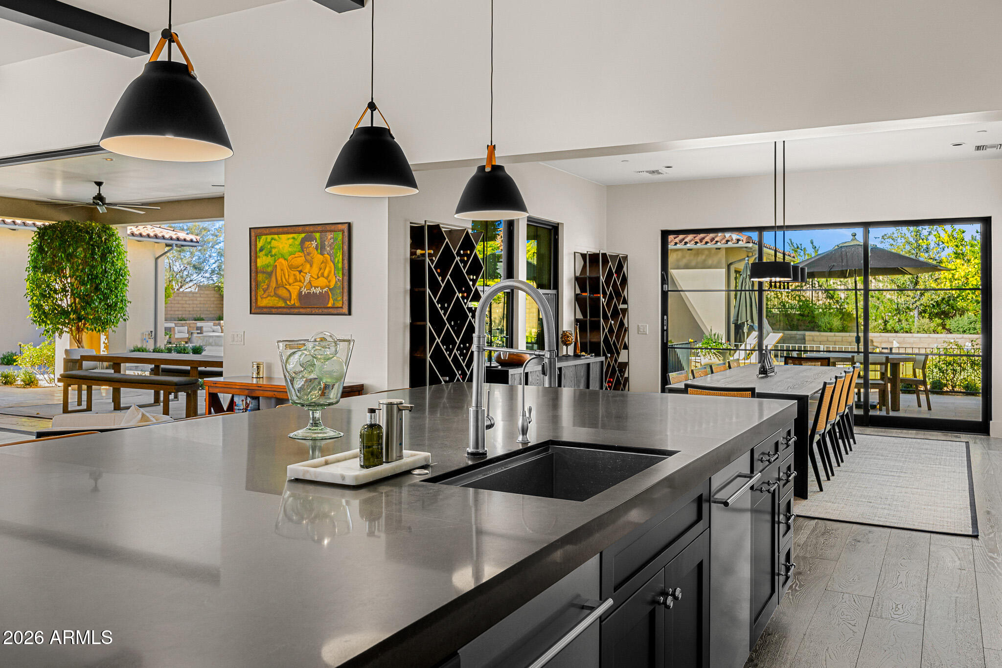 WHITE HORSE - Residential