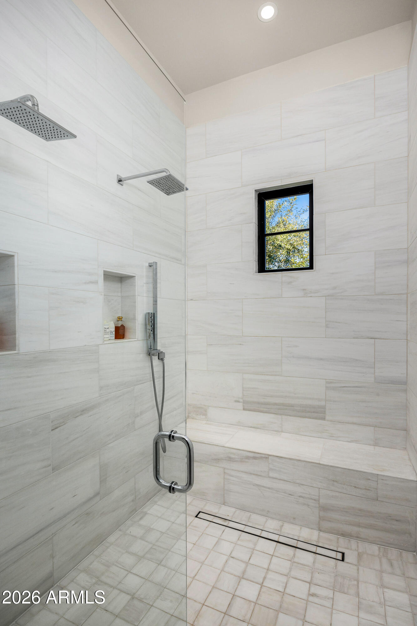 WHITE HORSE - Residential