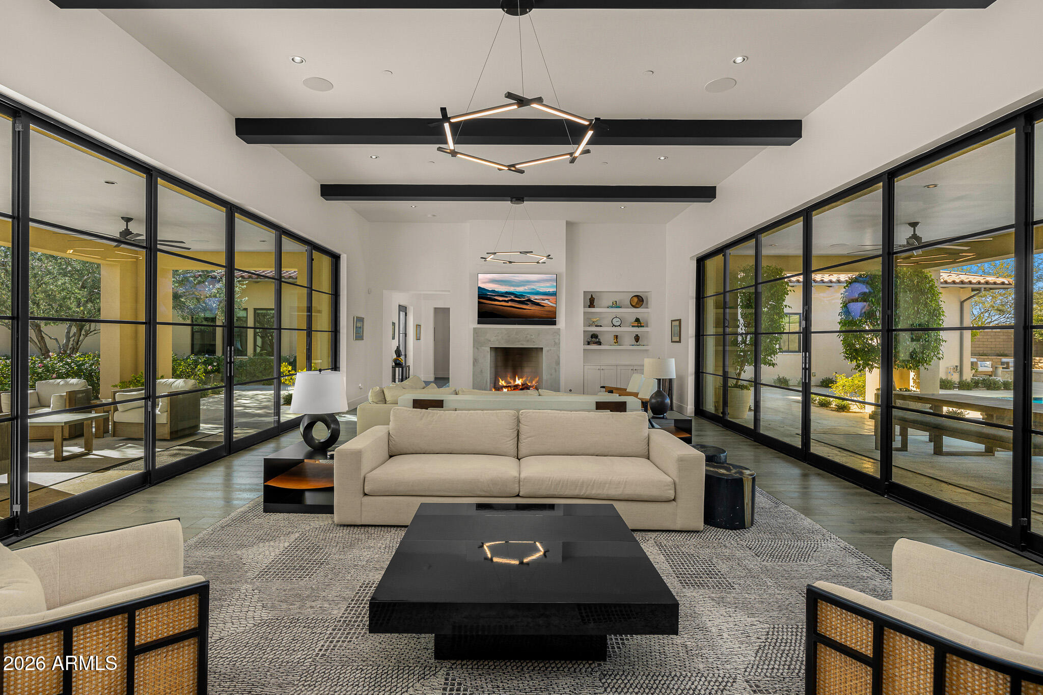WHITE HORSE - Residential