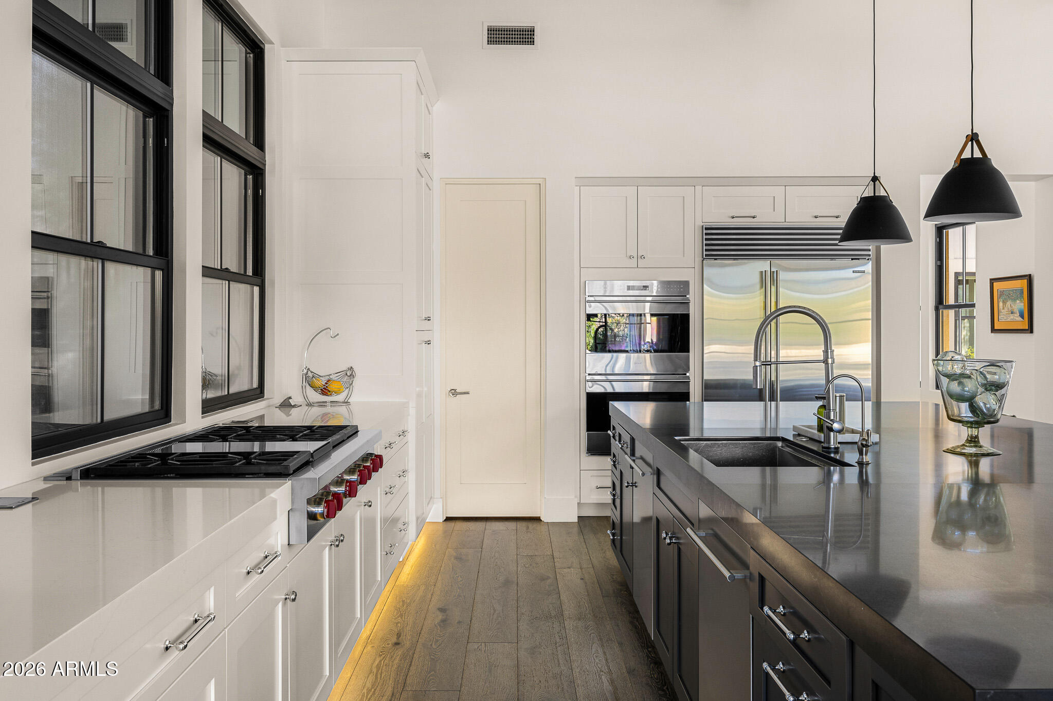 WHITE HORSE - Residential