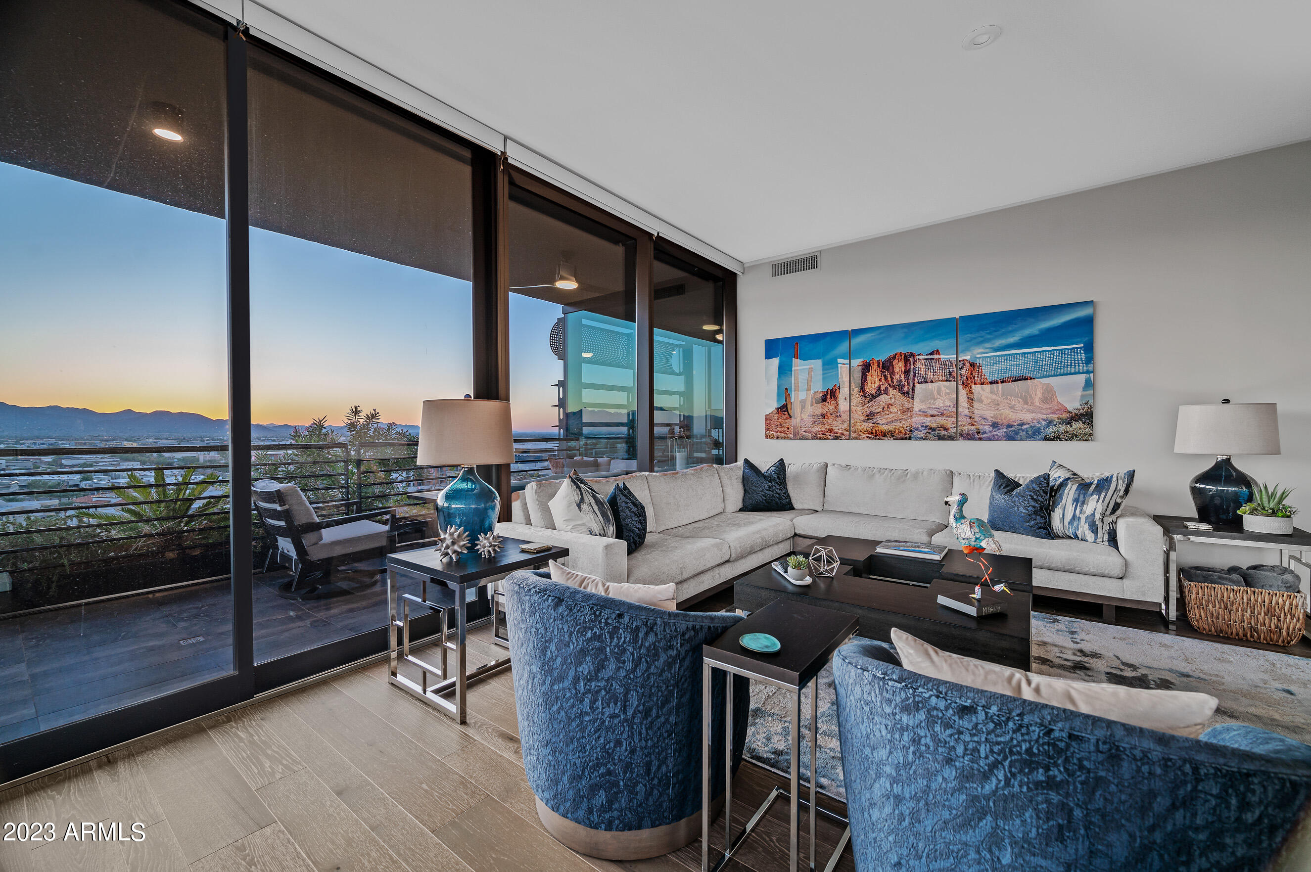 OPTIMA KIERLAND CENTER 7180 CONDOMINIUM 1ST AMD AN - Residential