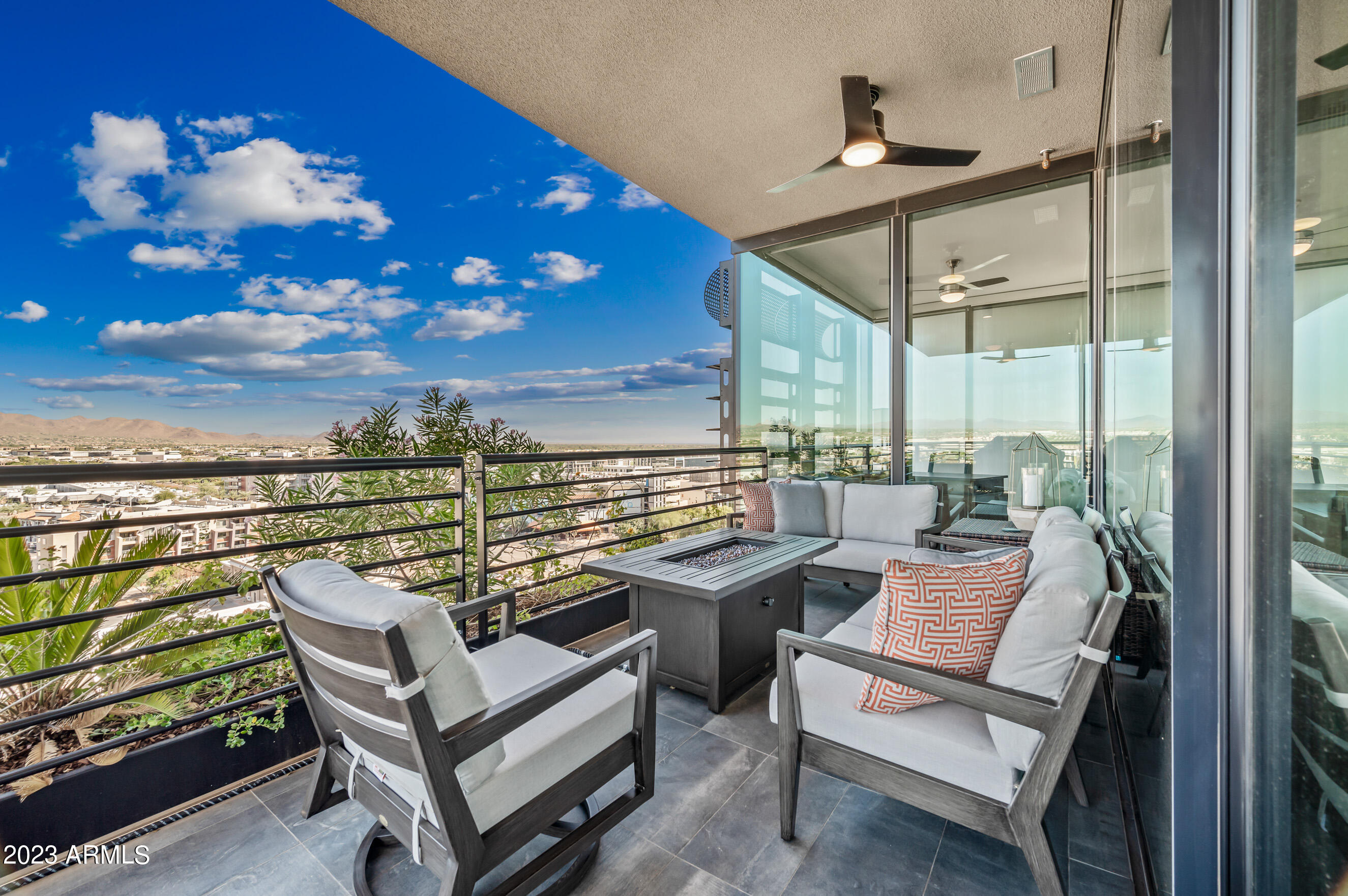 OPTIMA KIERLAND CENTER 7180 CONDOMINIUM 1ST AMD AN - Residential