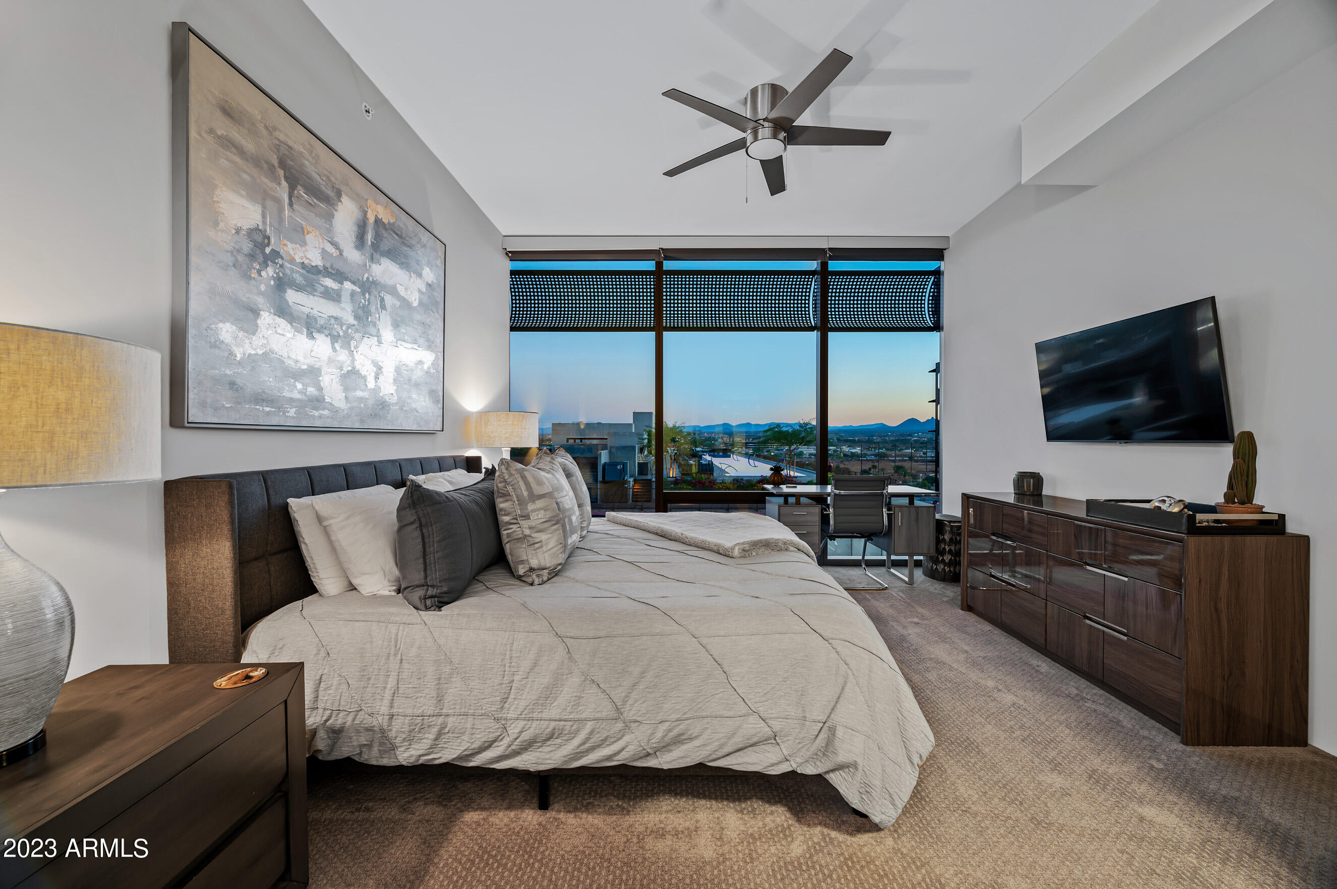 OPTIMA KIERLAND CENTER 7180 CONDOMINIUM 1ST AMD AN - Residential