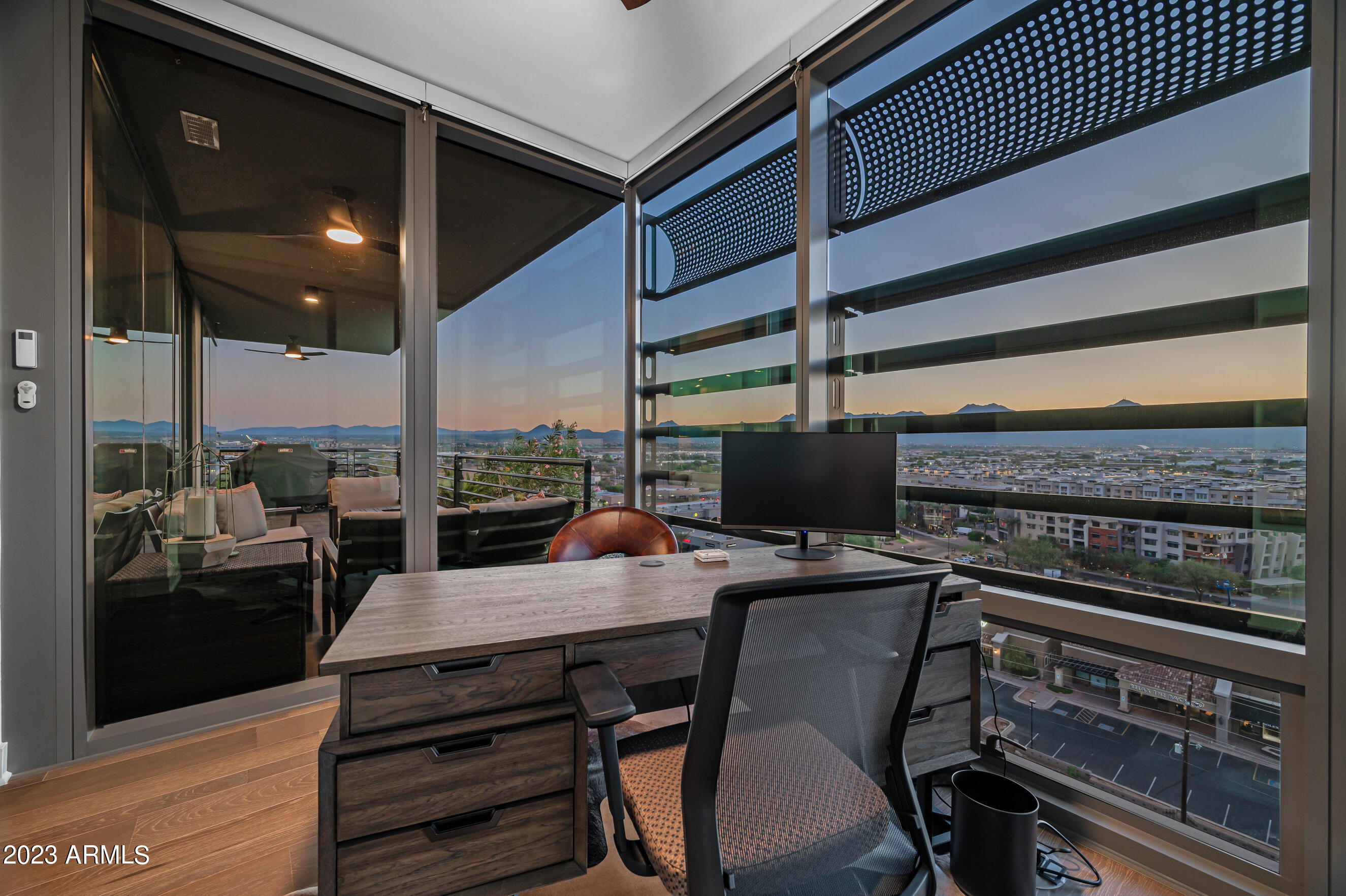 OPTIMA KIERLAND CENTER 7180 CONDOMINIUM 1ST AMD AN - Residential