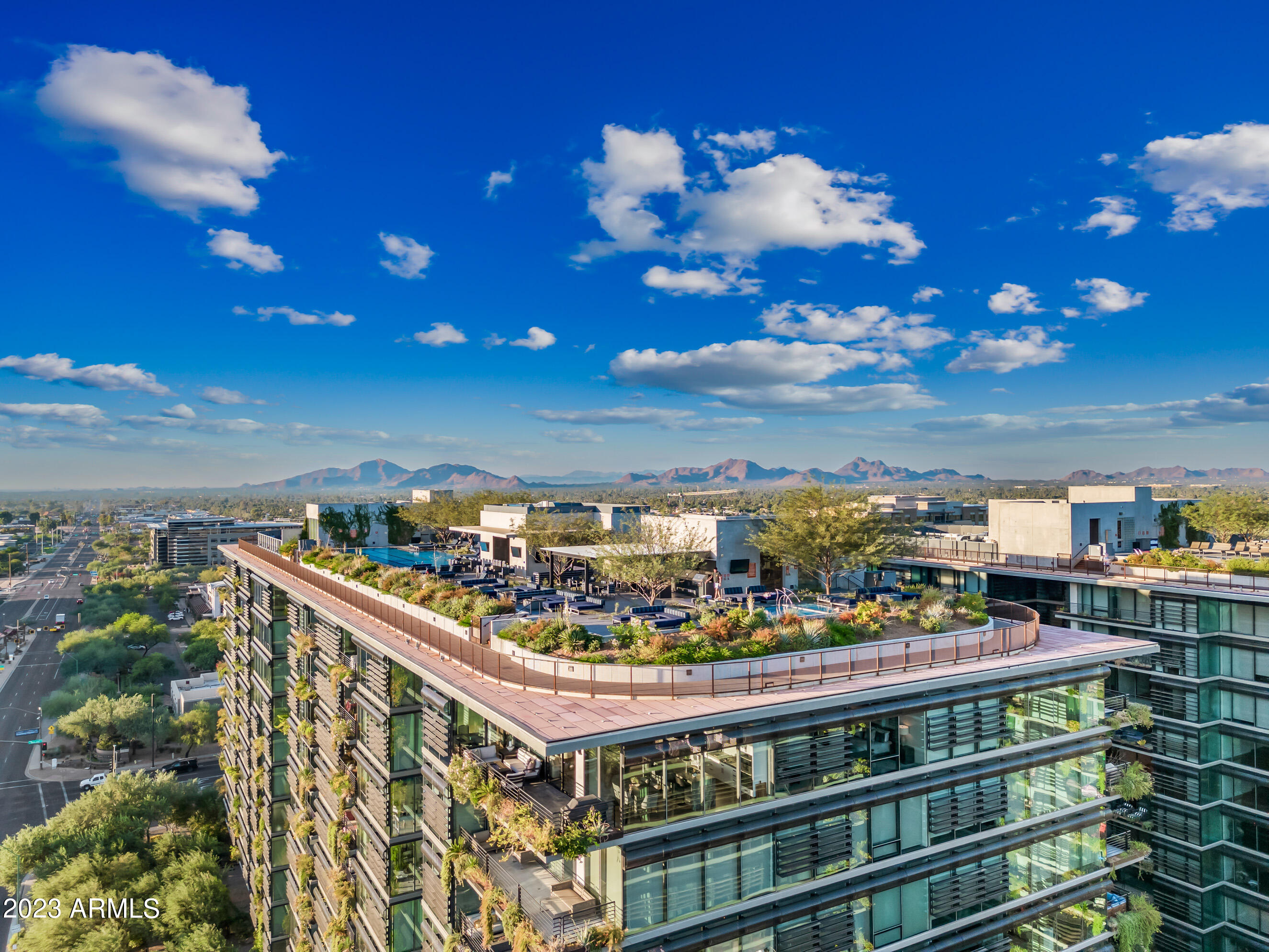 OPTIMA KIERLAND CENTER 7180 CONDOMINIUM 1ST AMD AN - Residential
