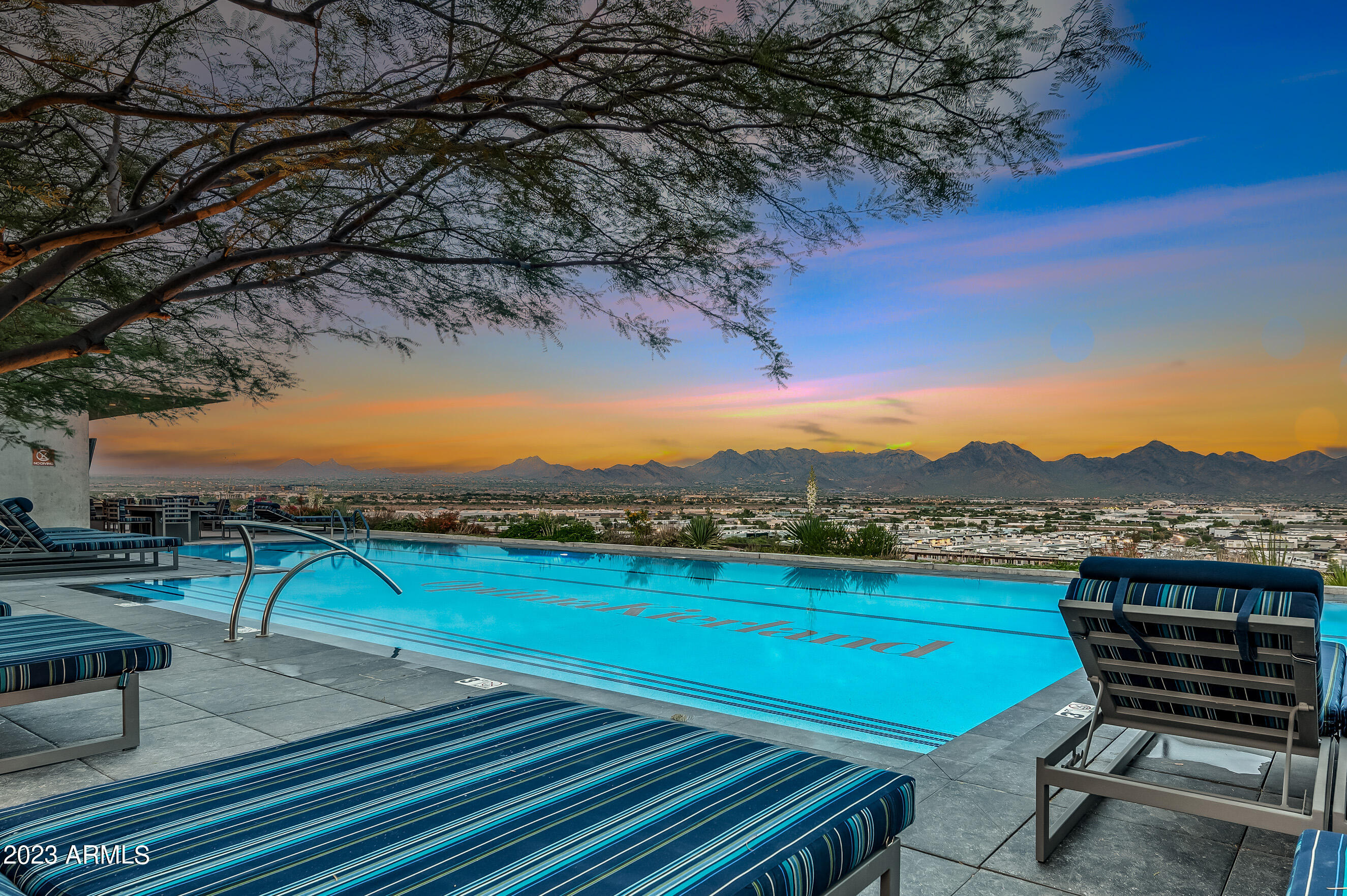 OPTIMA KIERLAND CENTER 7180 CONDOMINIUM 1ST AMD AN - Residential