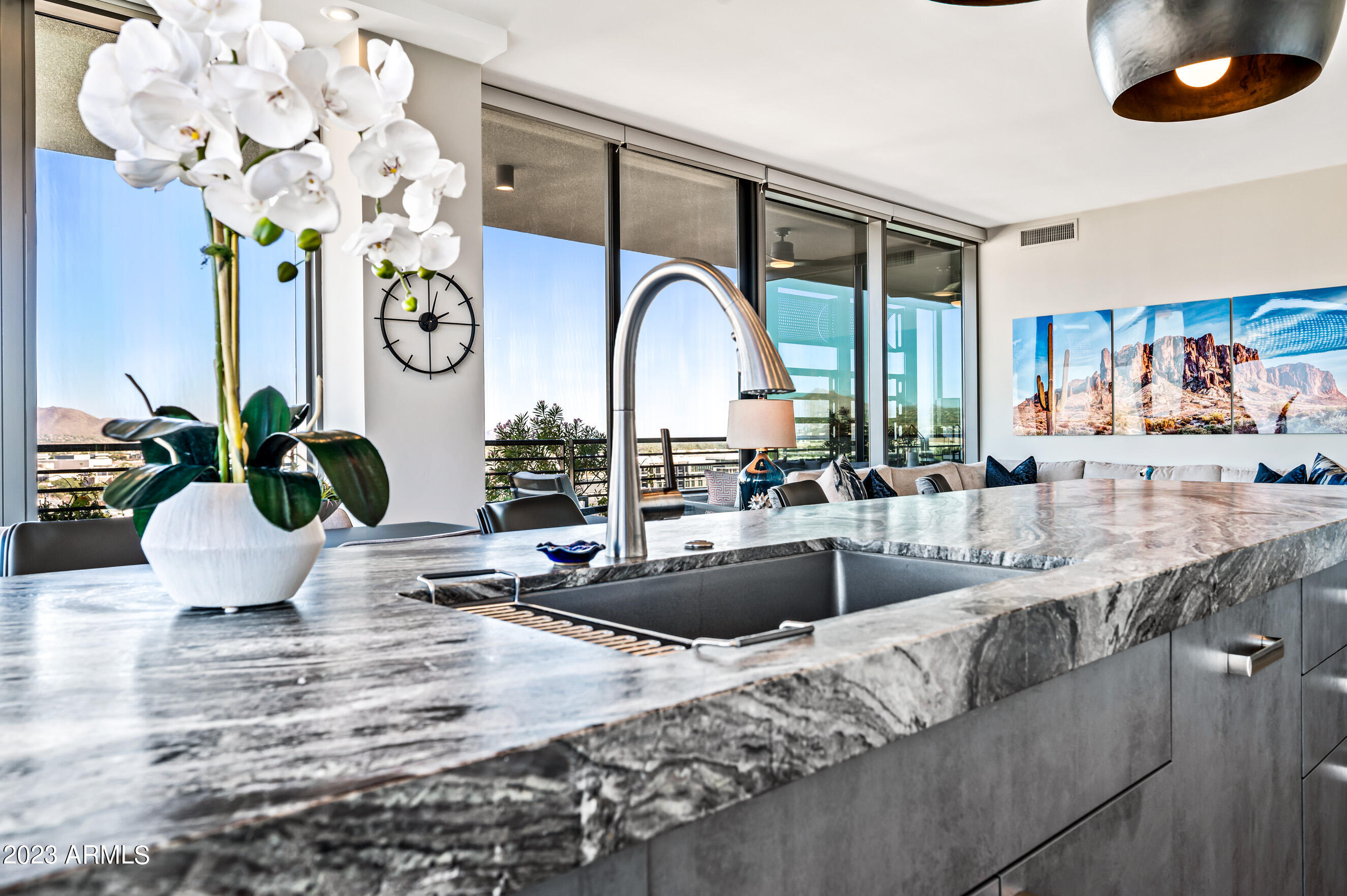 OPTIMA KIERLAND CENTER 7180 CONDOMINIUM 1ST AMD AN - Residential