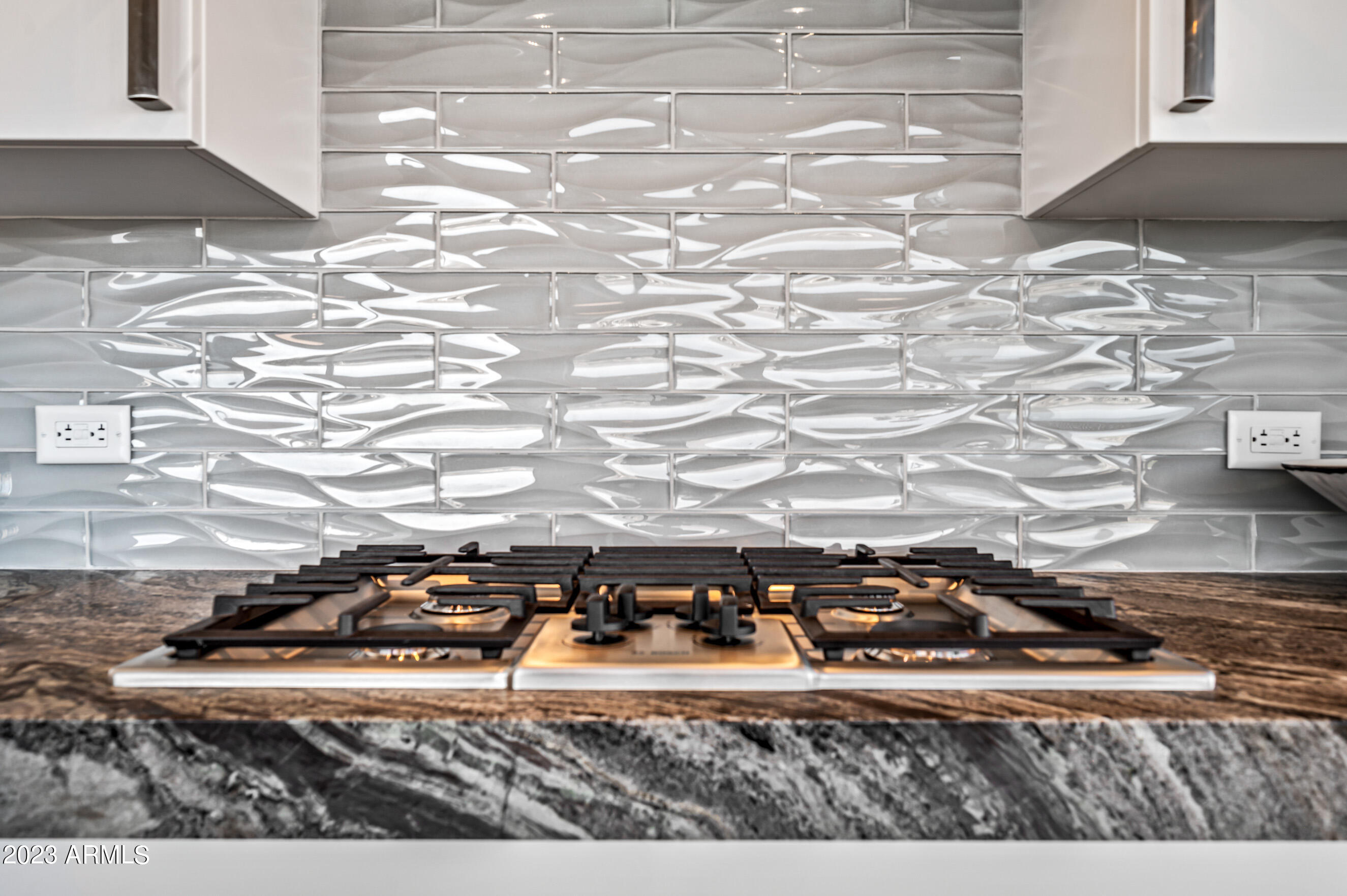 OPTIMA KIERLAND CENTER 7180 CONDOMINIUM 1ST AMD AN - Residential