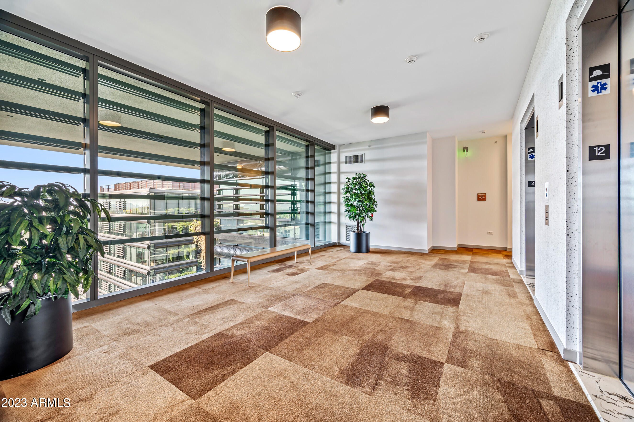 OPTIMA KIERLAND CENTER 7180 CONDOMINIUM 1ST AMD AN - Residential