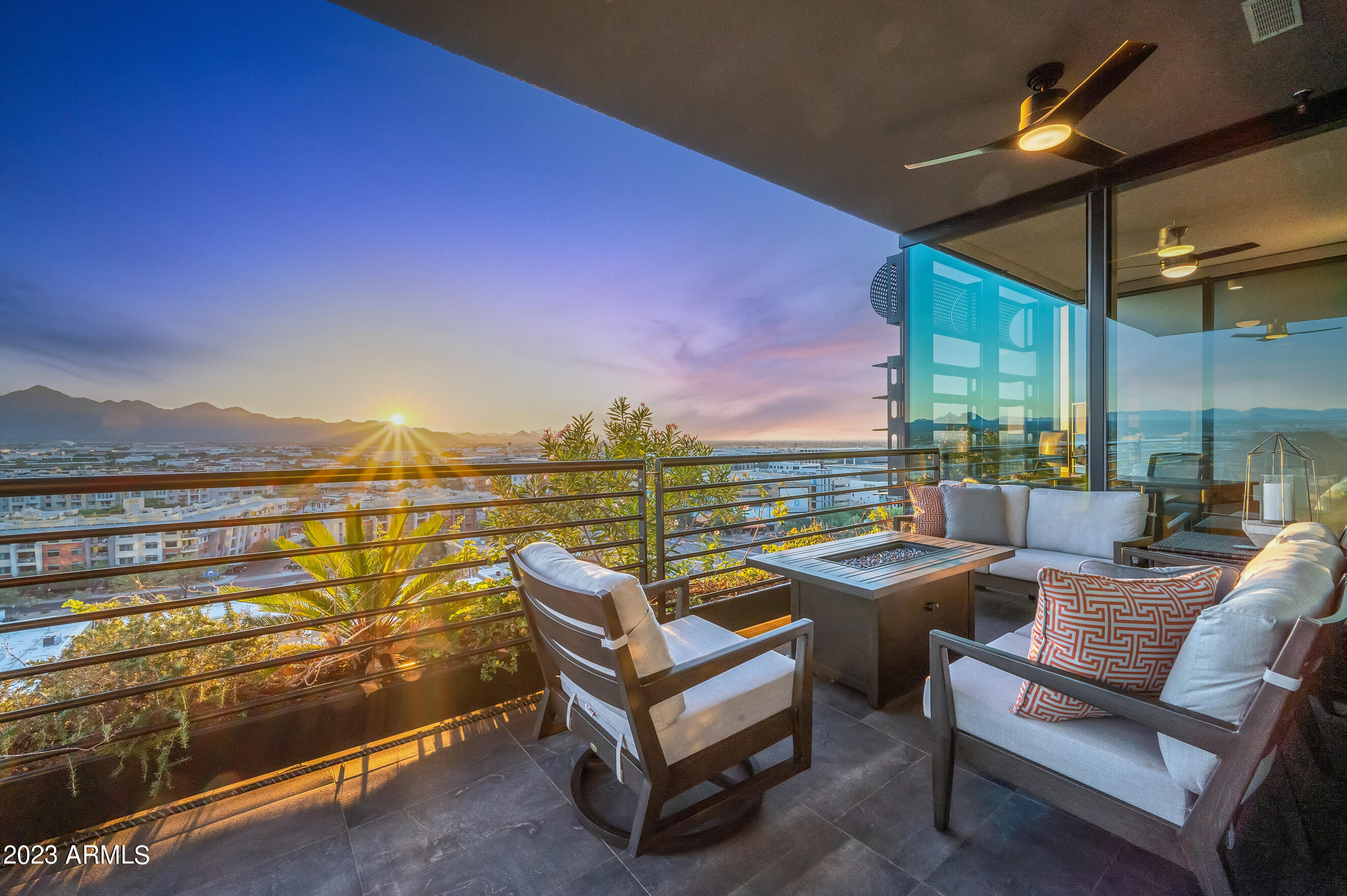 OPTIMA KIERLAND CENTER 7180 CONDOMINIUM 1ST AMD AN - Residential