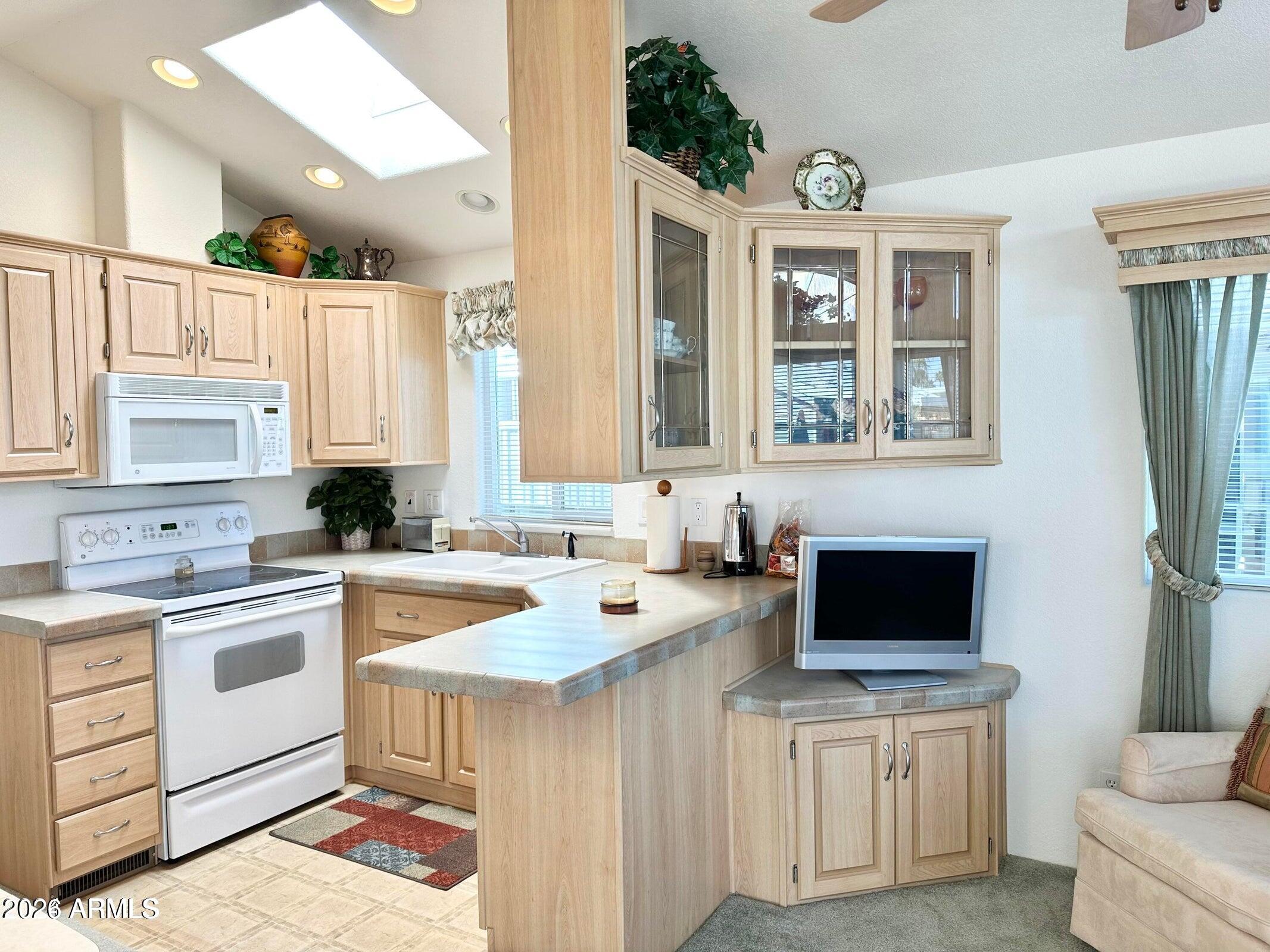 GOLDEN VISTA RV RESORT - Land