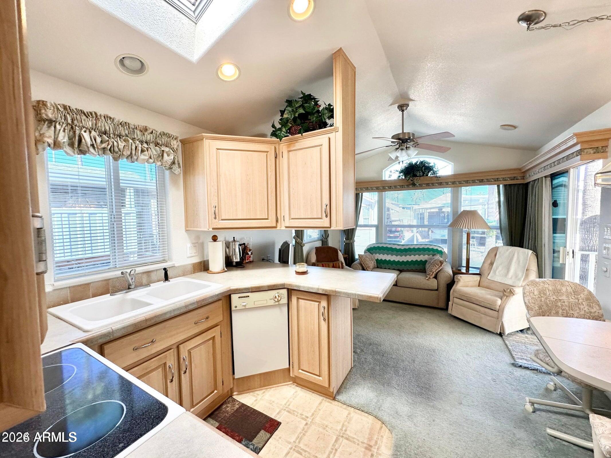 GOLDEN VISTA RV RESORT - Land