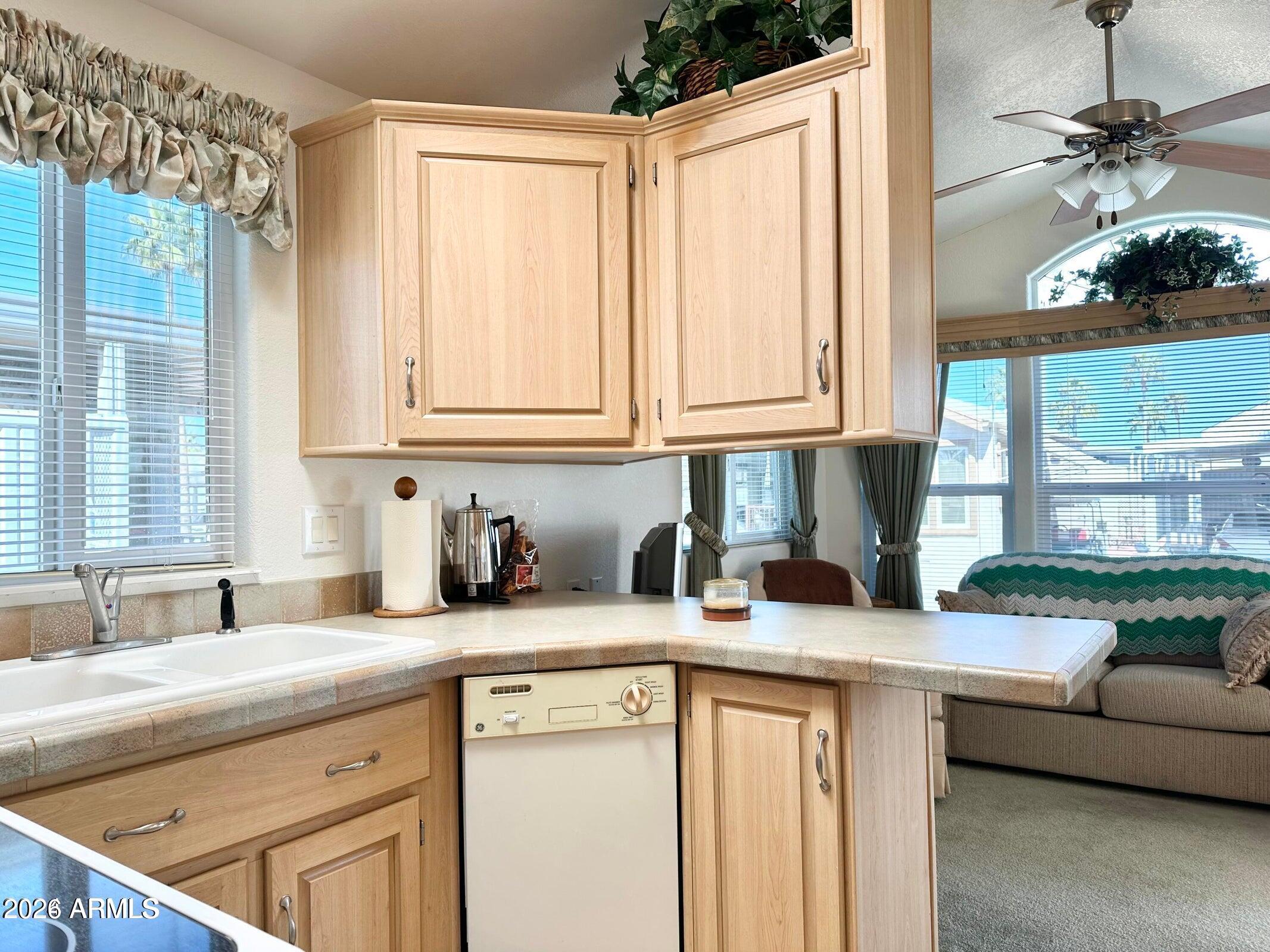 GOLDEN VISTA RV RESORT - Land