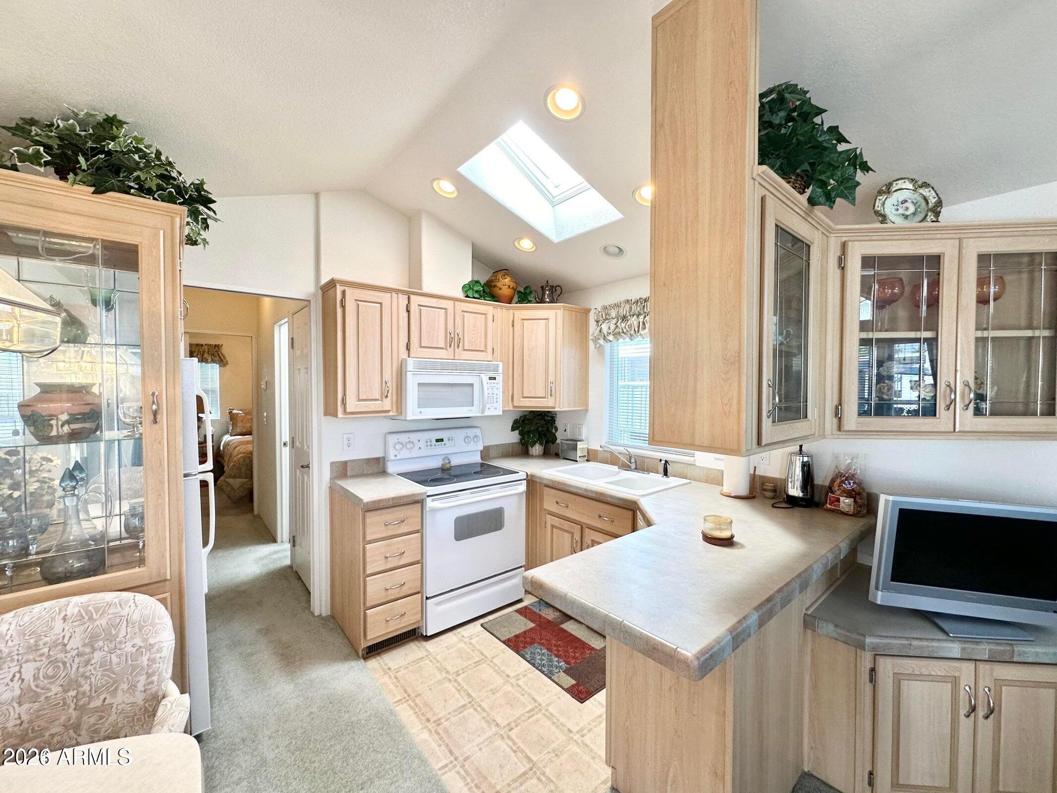 GOLDEN VISTA RV RESORT - Land