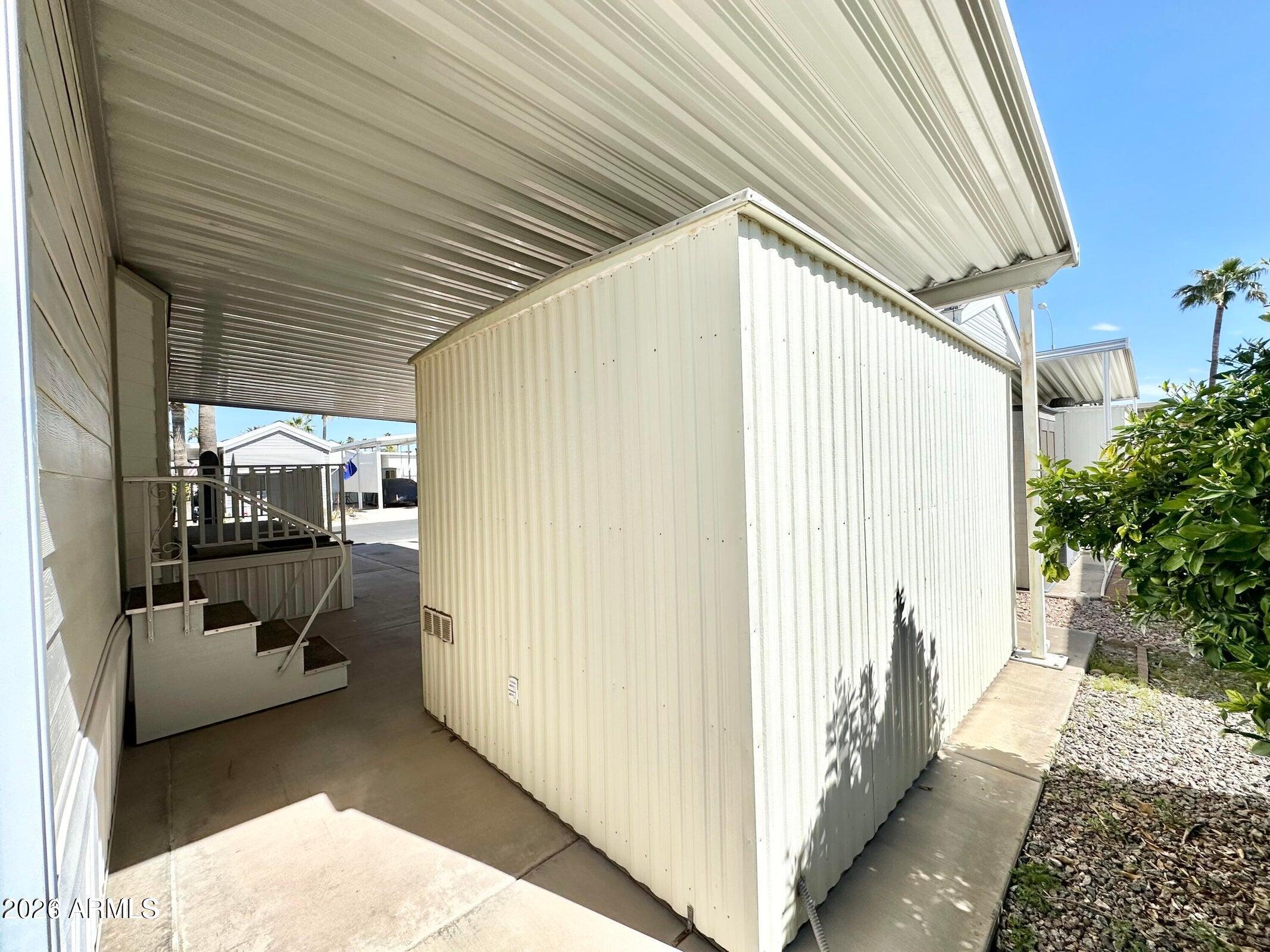 GOLDEN VISTA RV RESORT - Land
