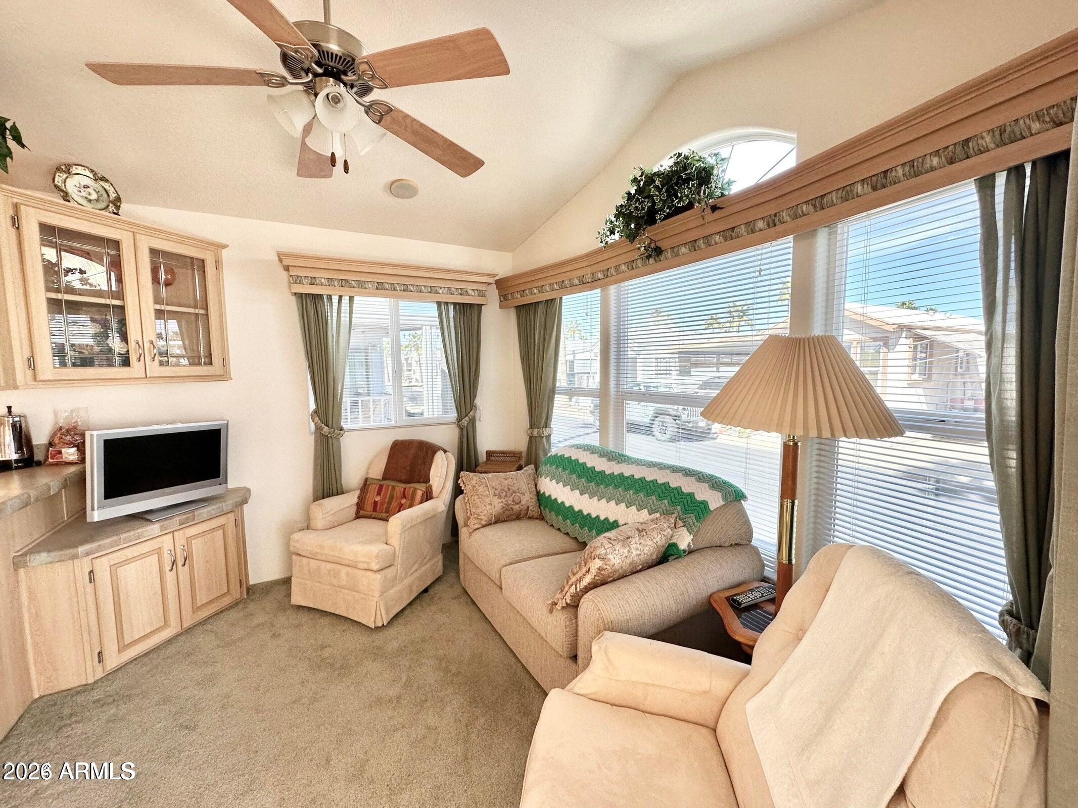 GOLDEN VISTA RV RESORT - Land
