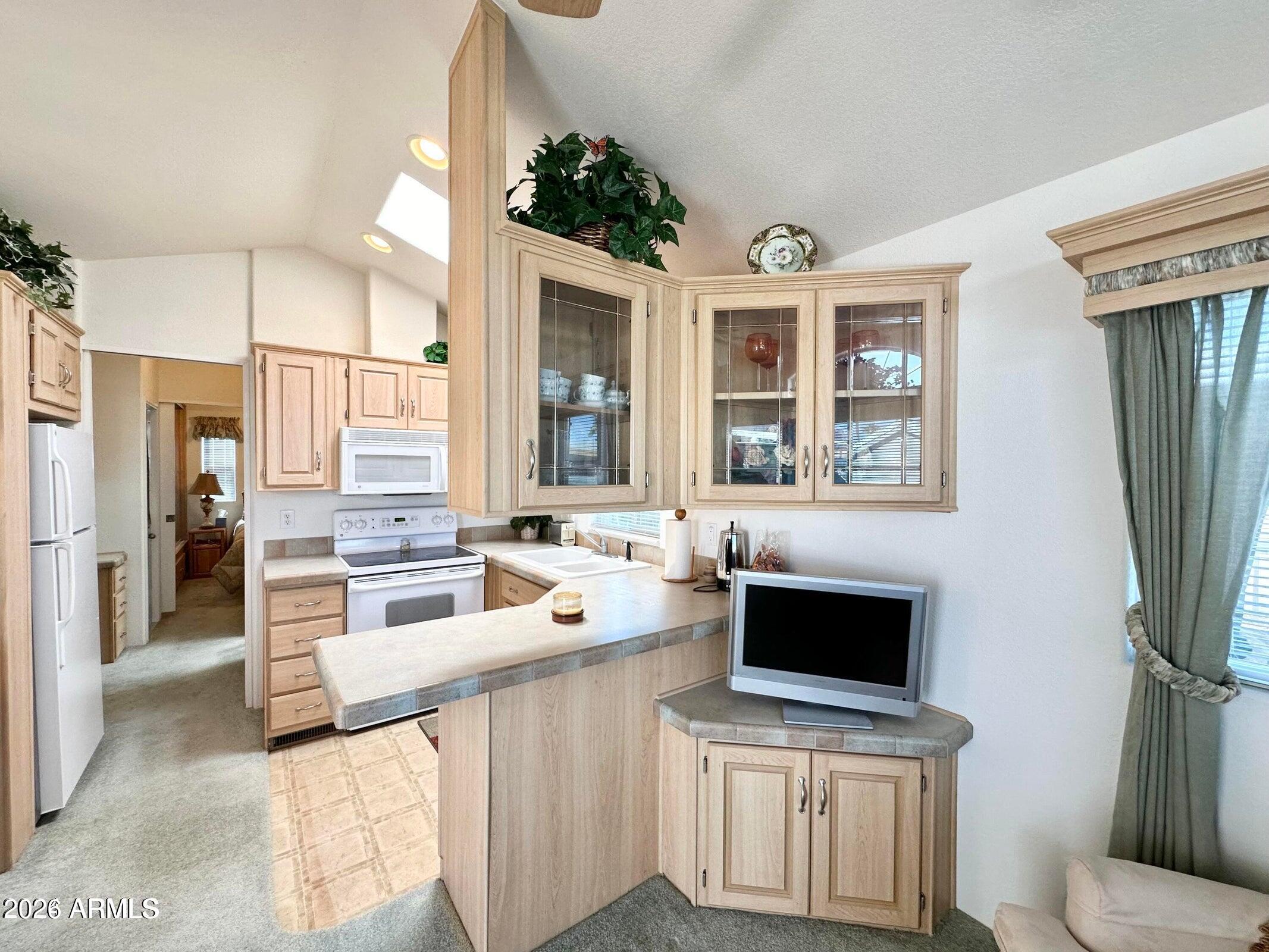 GOLDEN VISTA RV RESORT - Land