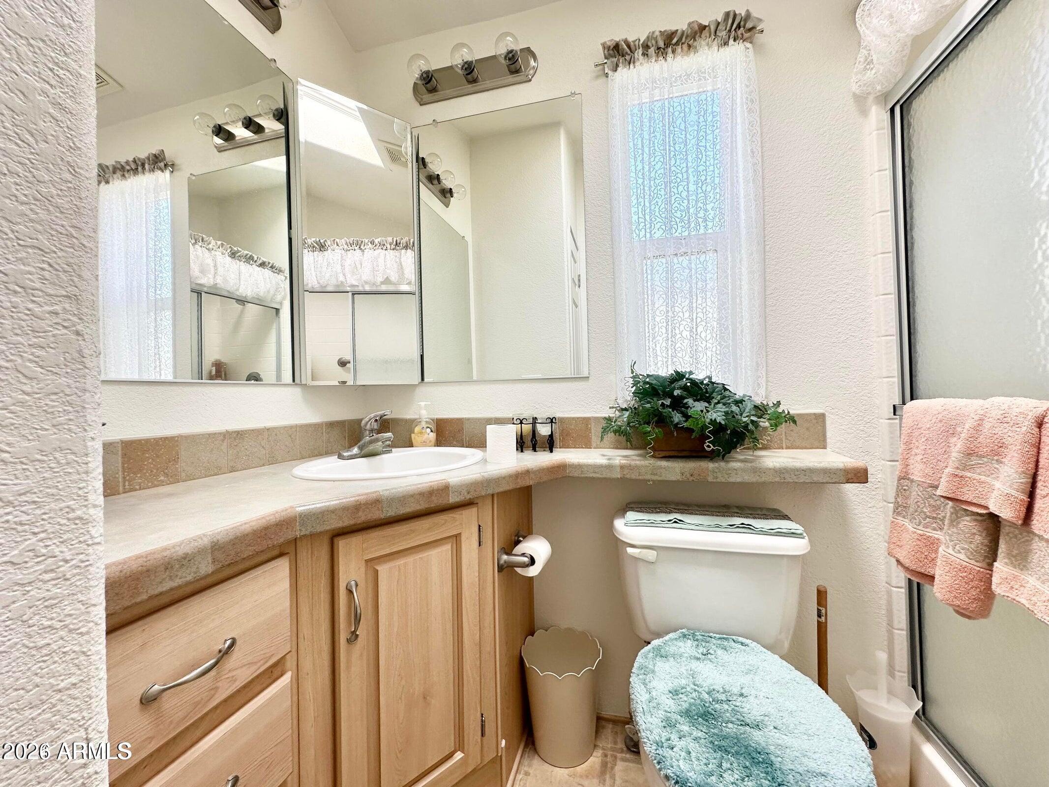 GOLDEN VISTA RV RESORT - Land