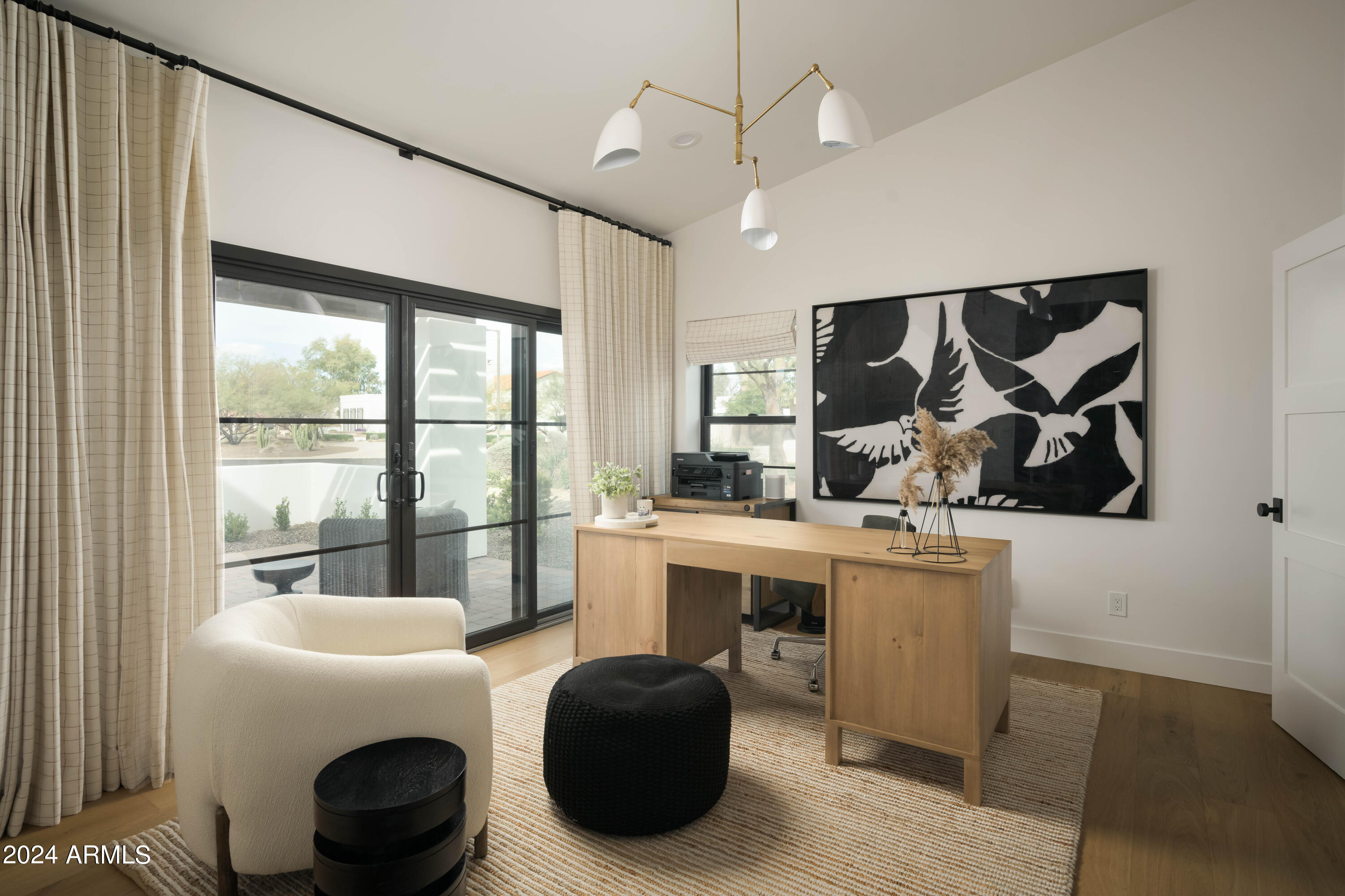 EQUESTRIAN MANOR UNIT 1 - Residential