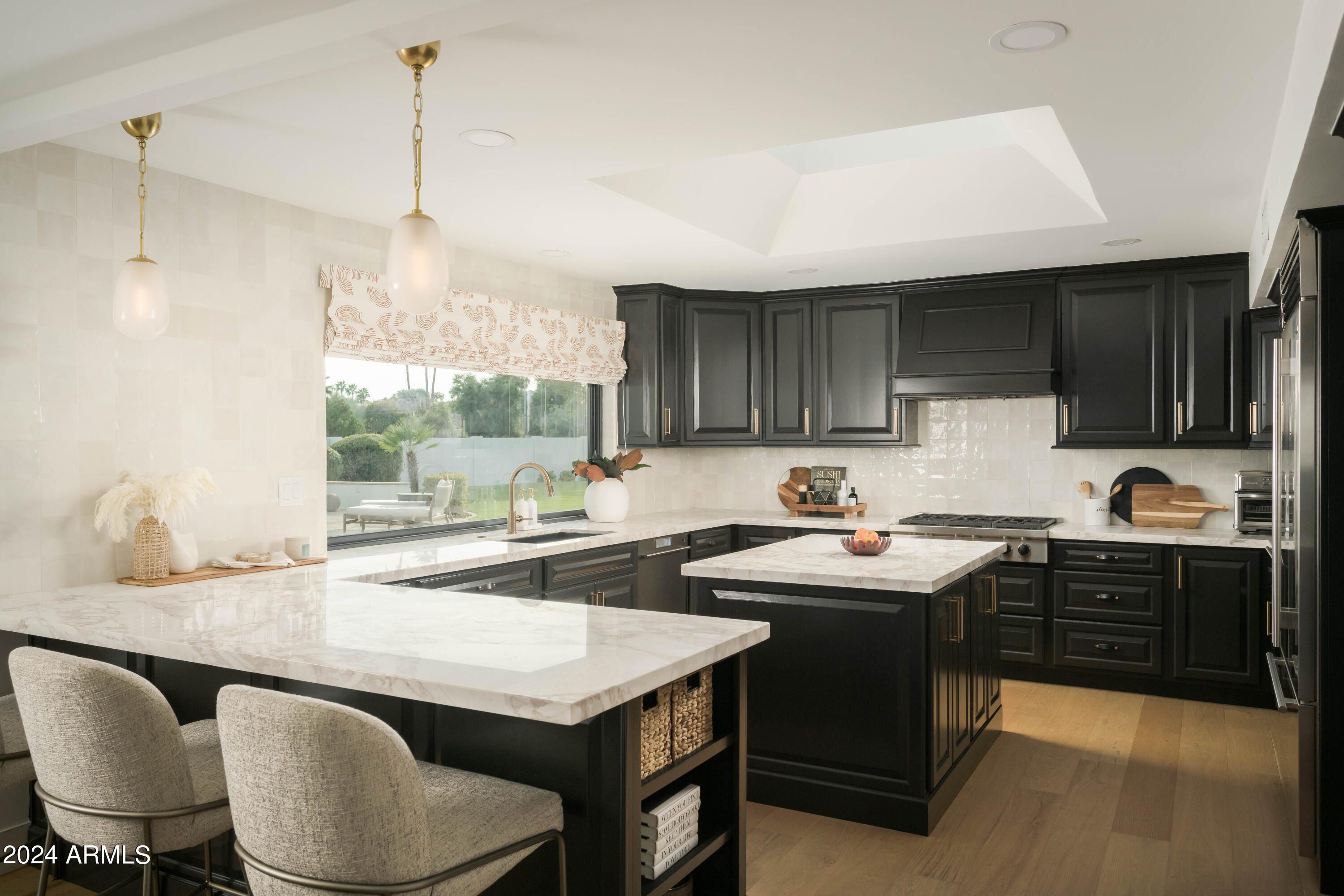 EQUESTRIAN MANOR UNIT 1 - Residential