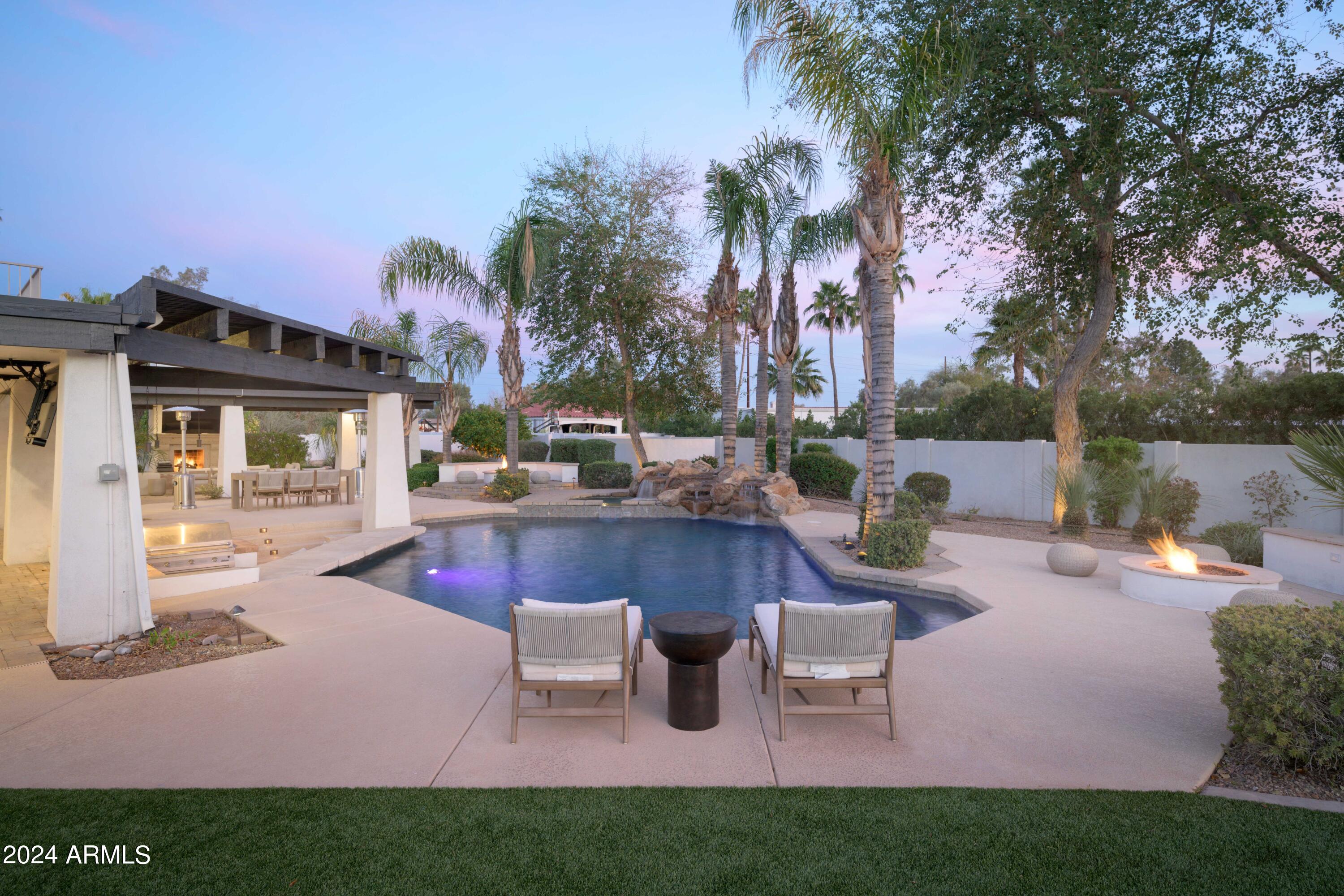 EQUESTRIAN MANOR UNIT 1 - Residential