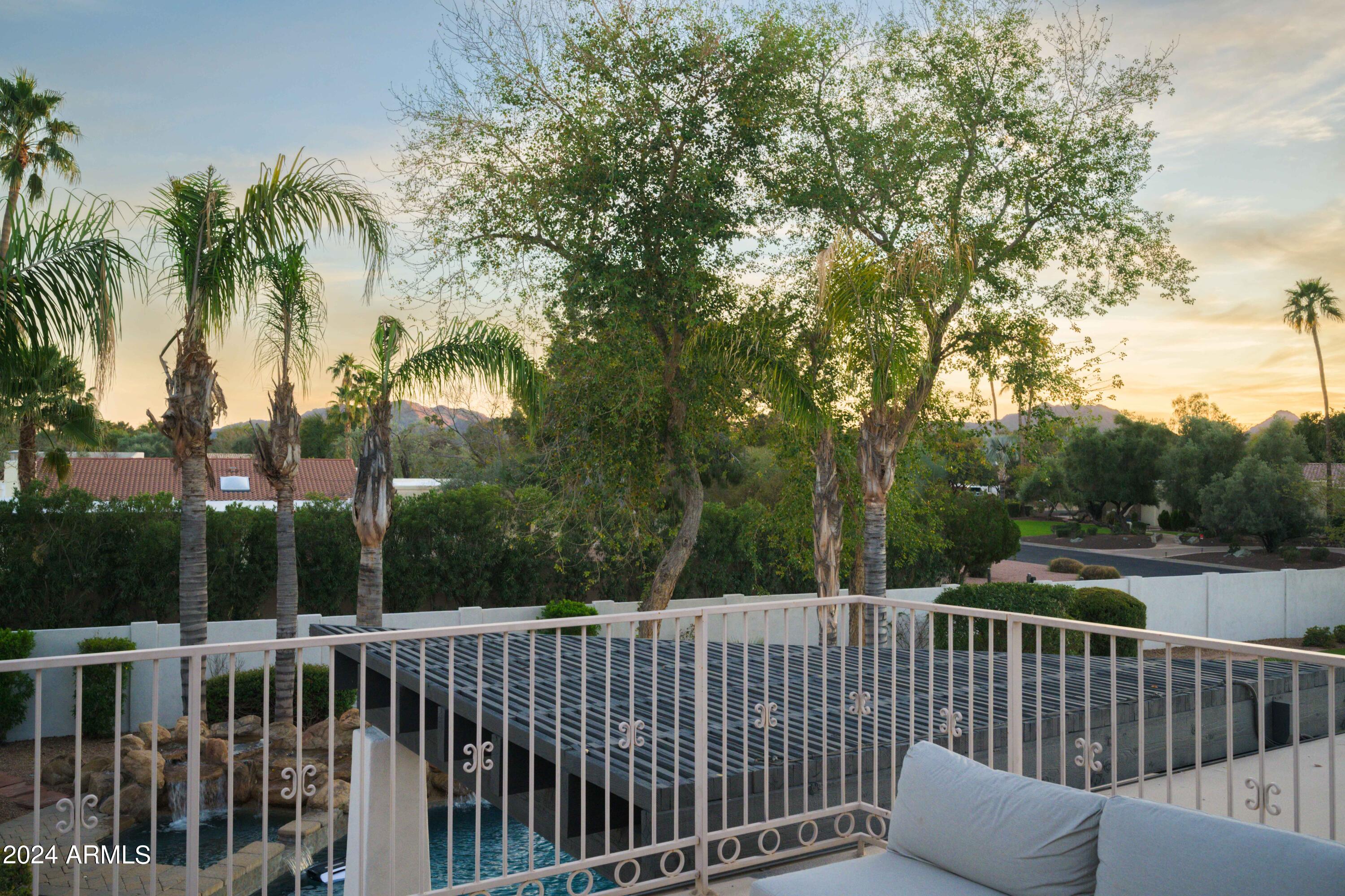 EQUESTRIAN MANOR UNIT 1 - Residential