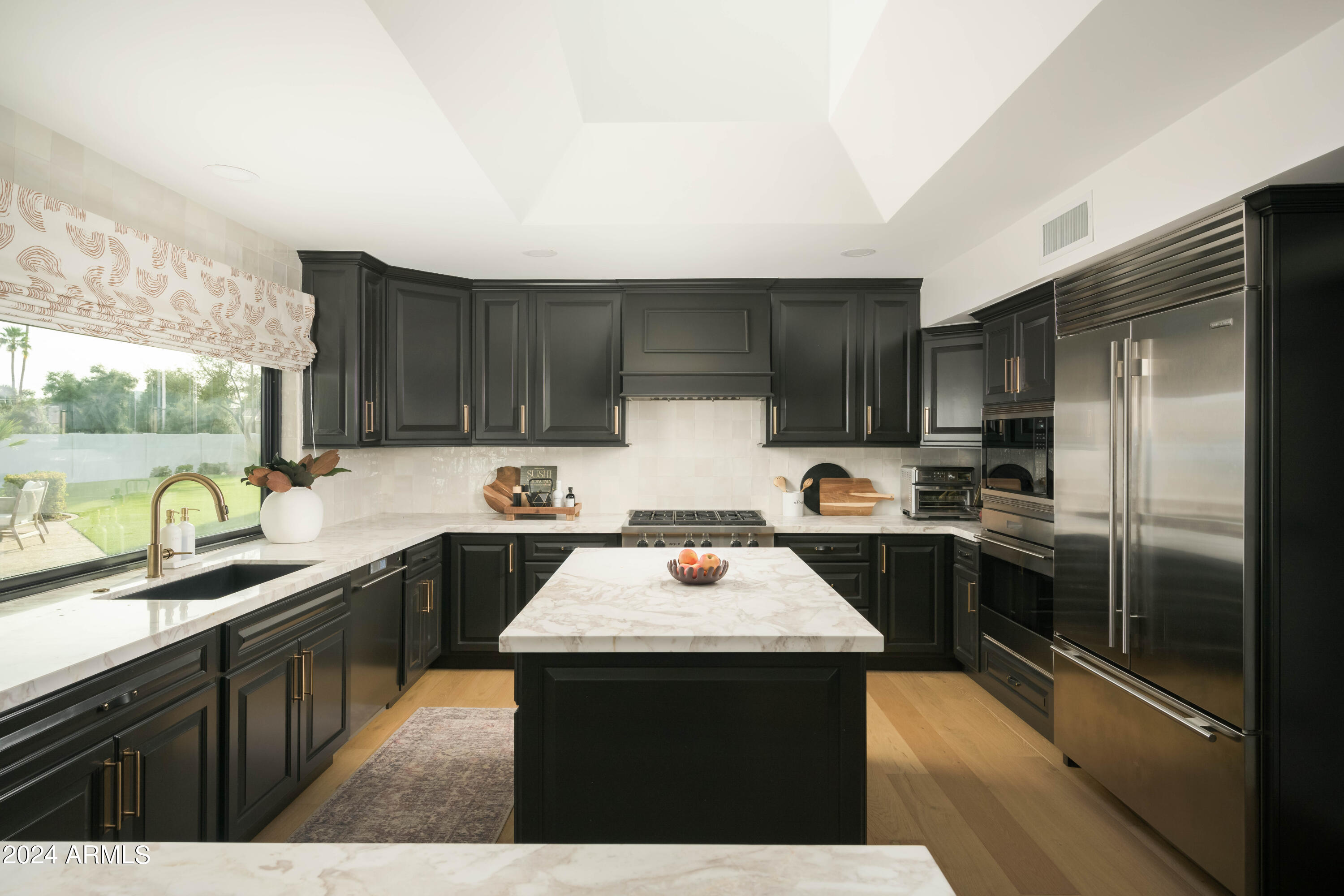 EQUESTRIAN MANOR UNIT 1 - Residential