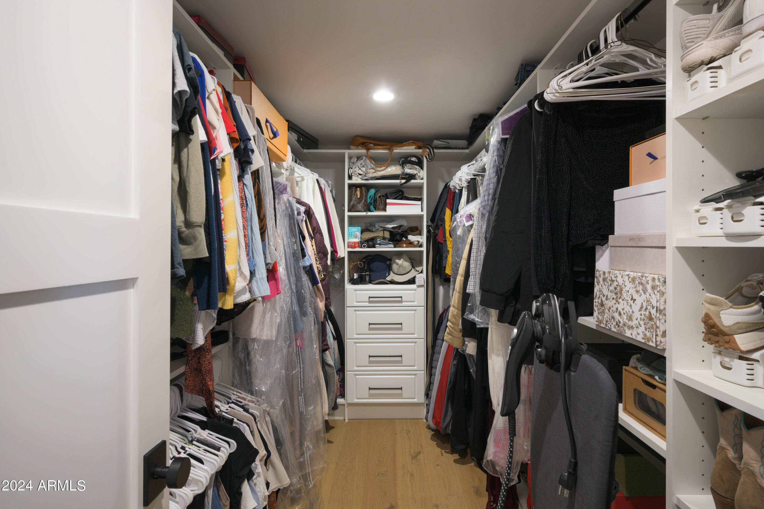 EQUESTRIAN MANOR UNIT 1 - Residential