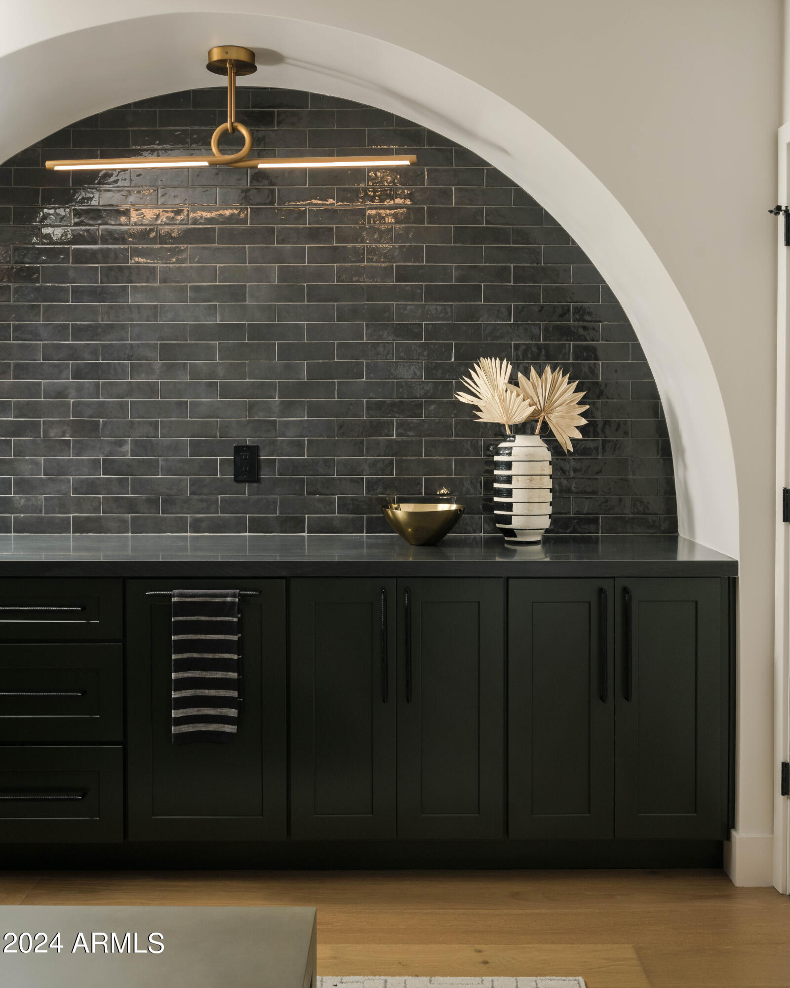 EQUESTRIAN MANOR UNIT 1 - Residential